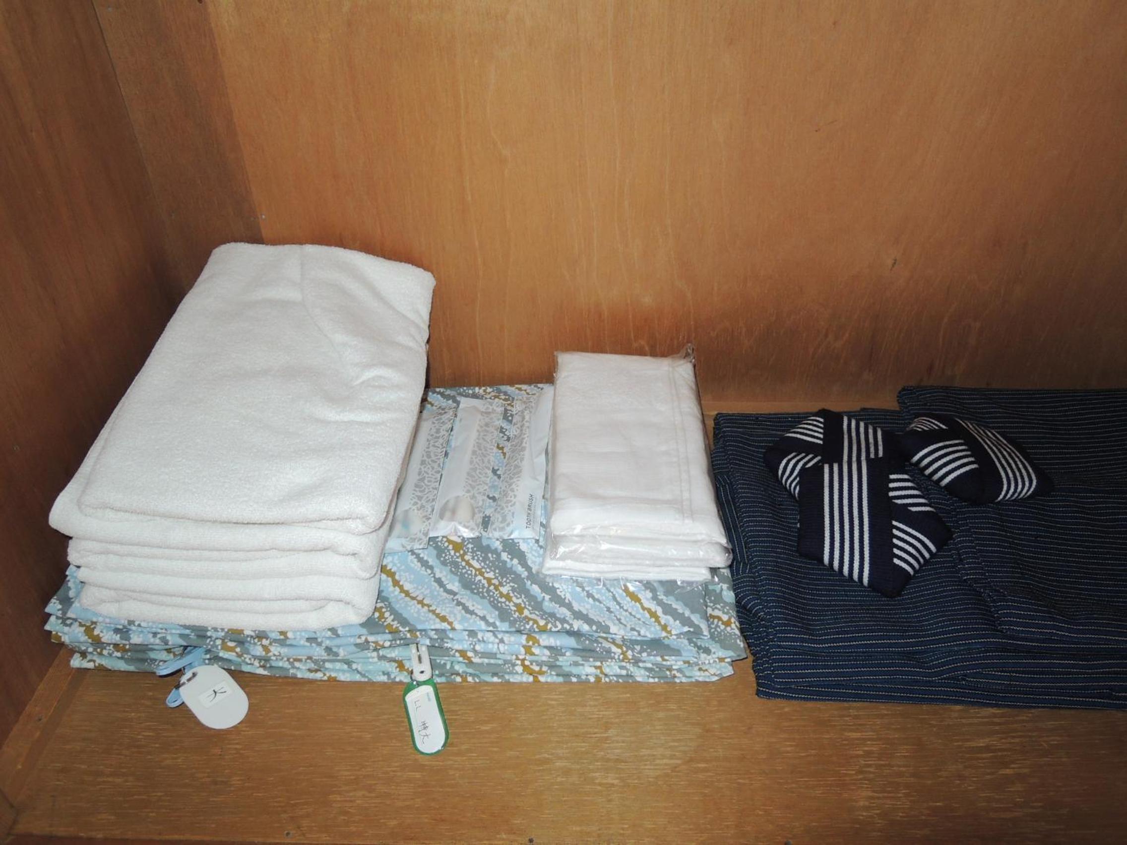 Japanese-Style Room (8Tatami) - 2nd Floor photo 2