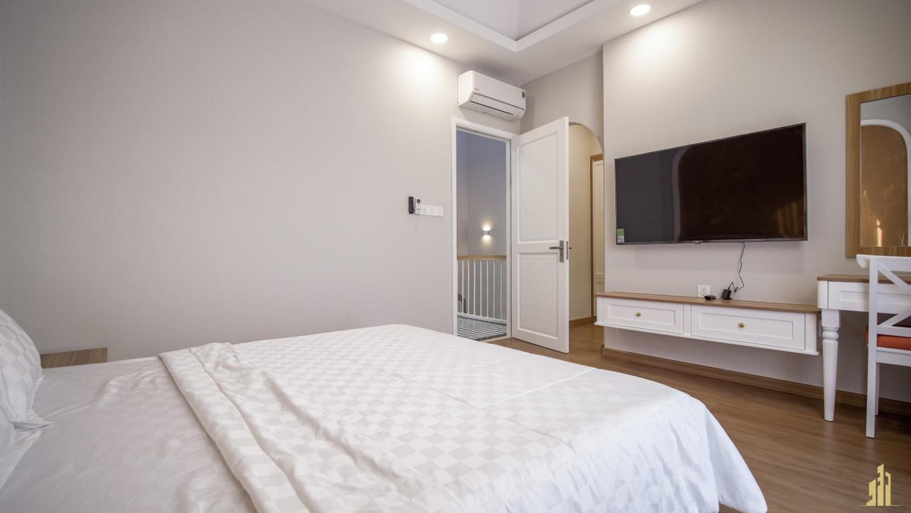Villa With Sea View - Photo 11
