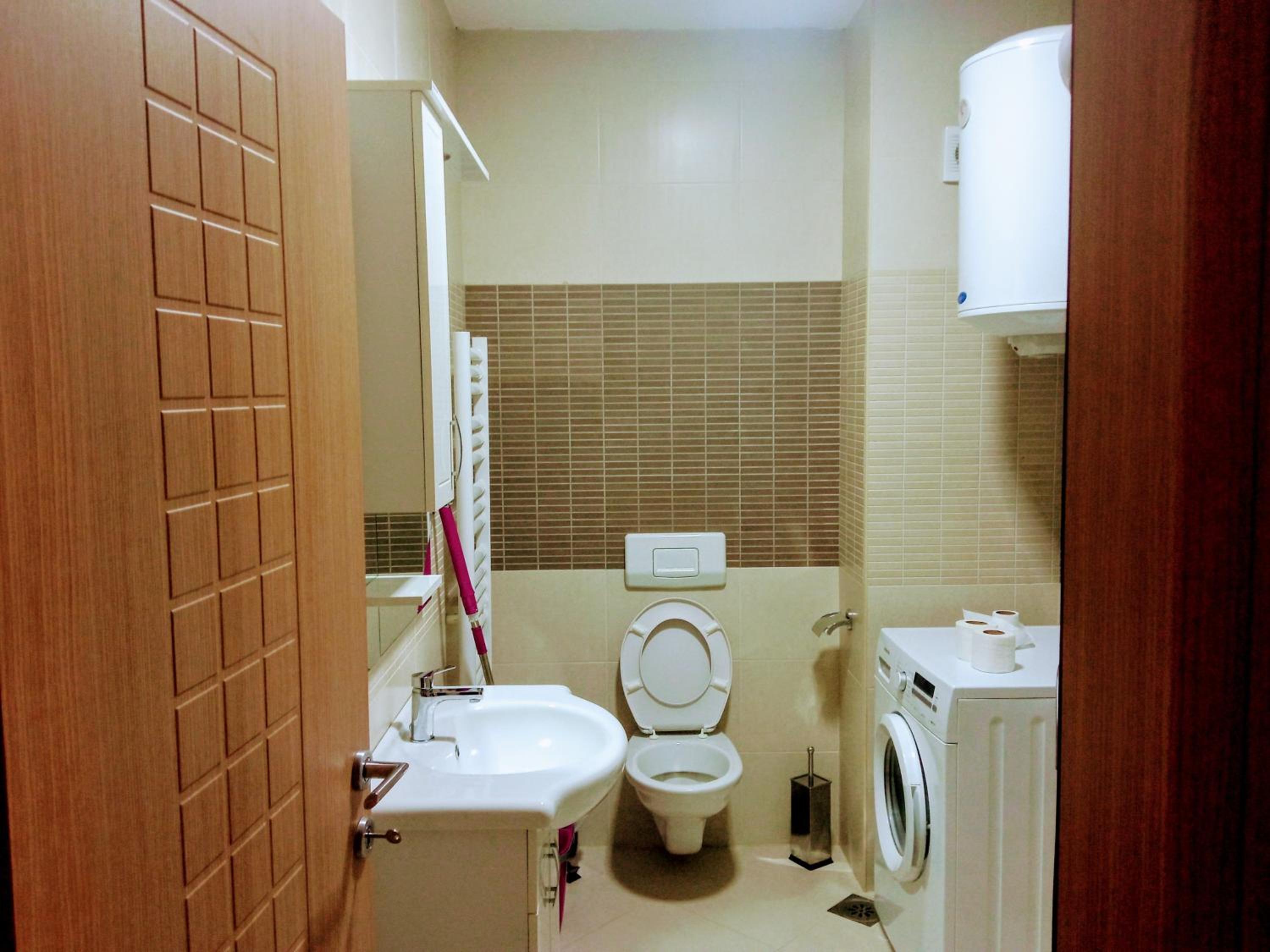 Two-Bedroom Apartment - Photo 8