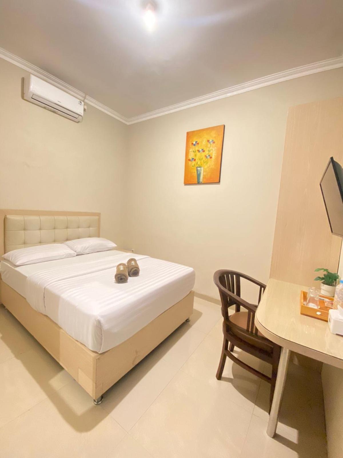 Standard Double Room photo 3