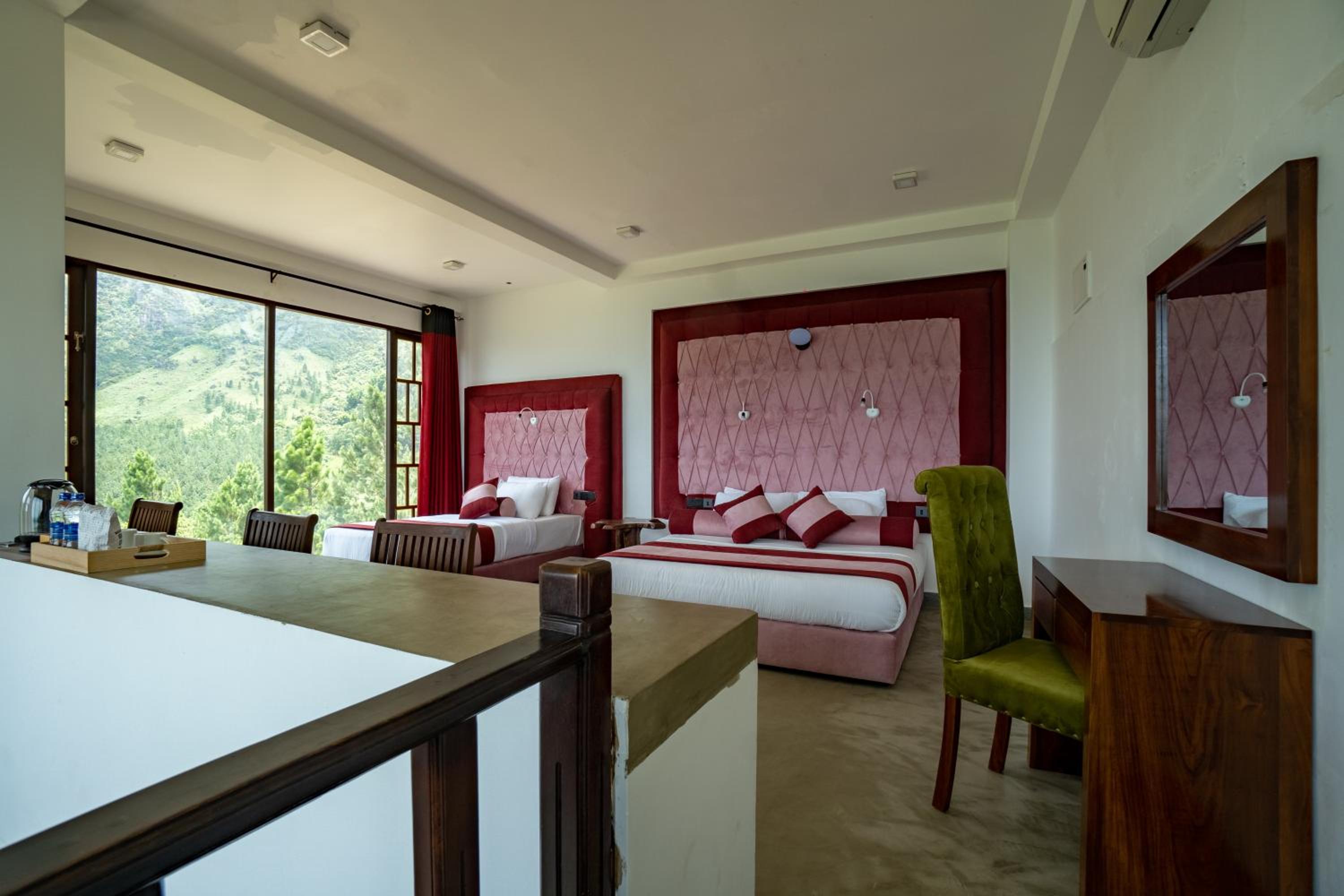 Superior King Suite