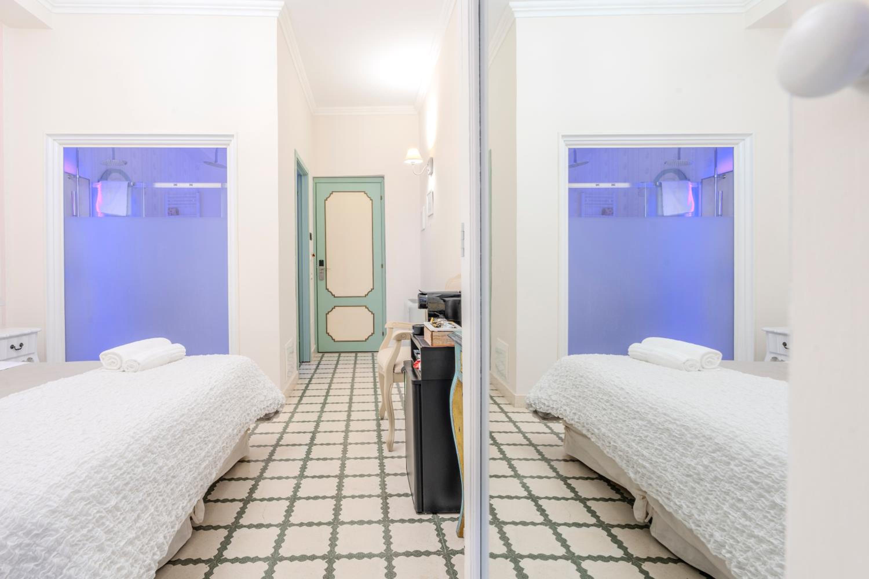 Superior Triple Room photo 3