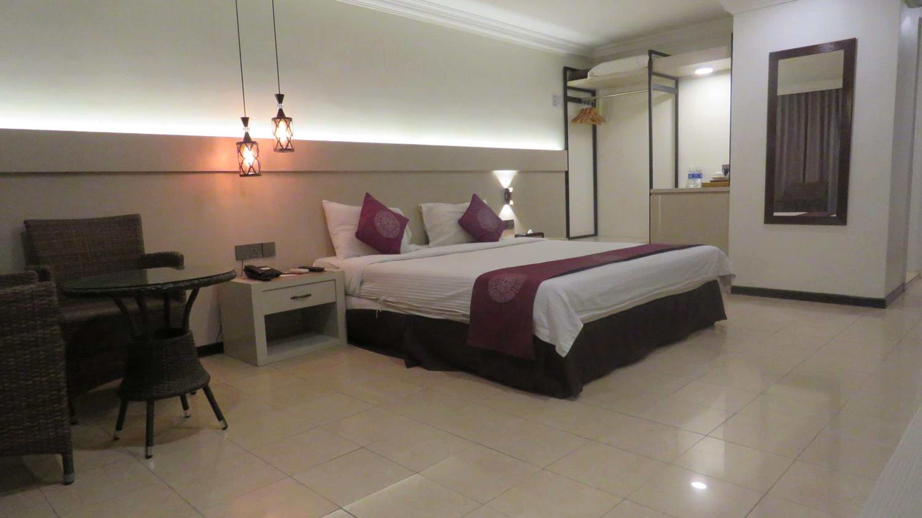 Deluxe King Room photo 3
