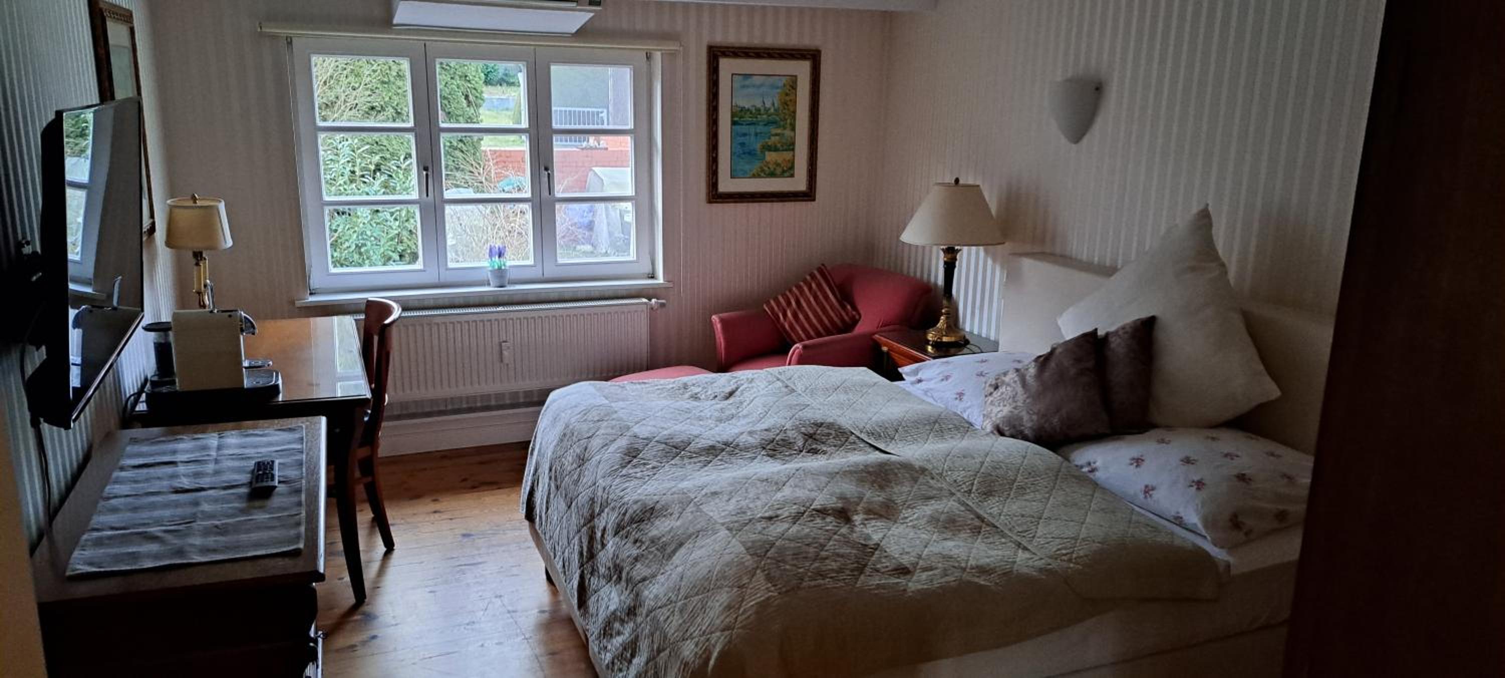 Deluxe Double Room photo 3