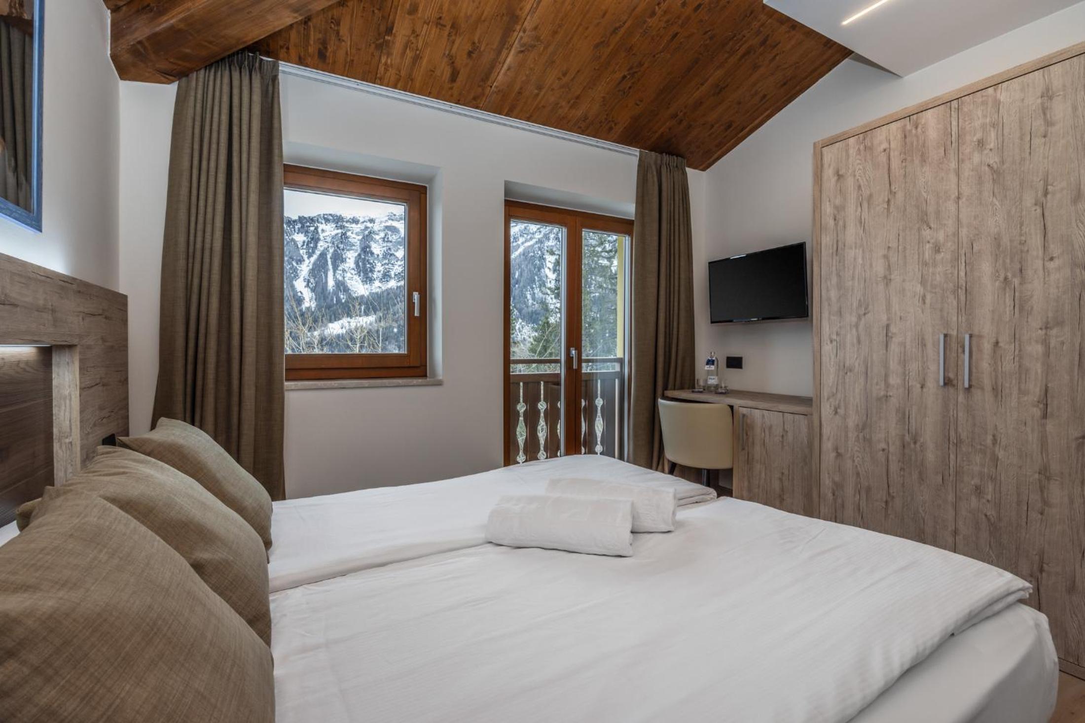 Superior Double Room - Photo 3