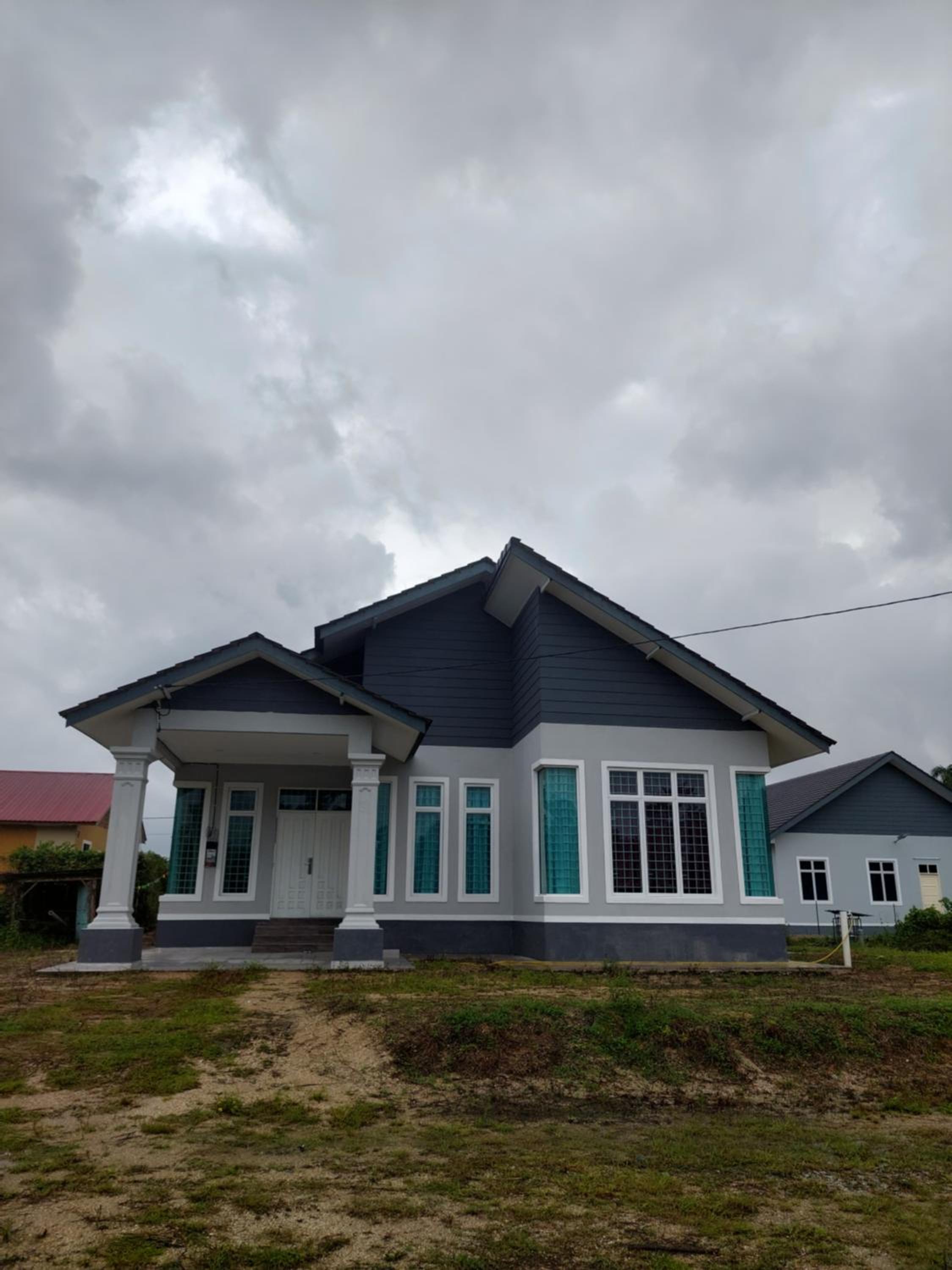 Three-Bedroom House photo 1