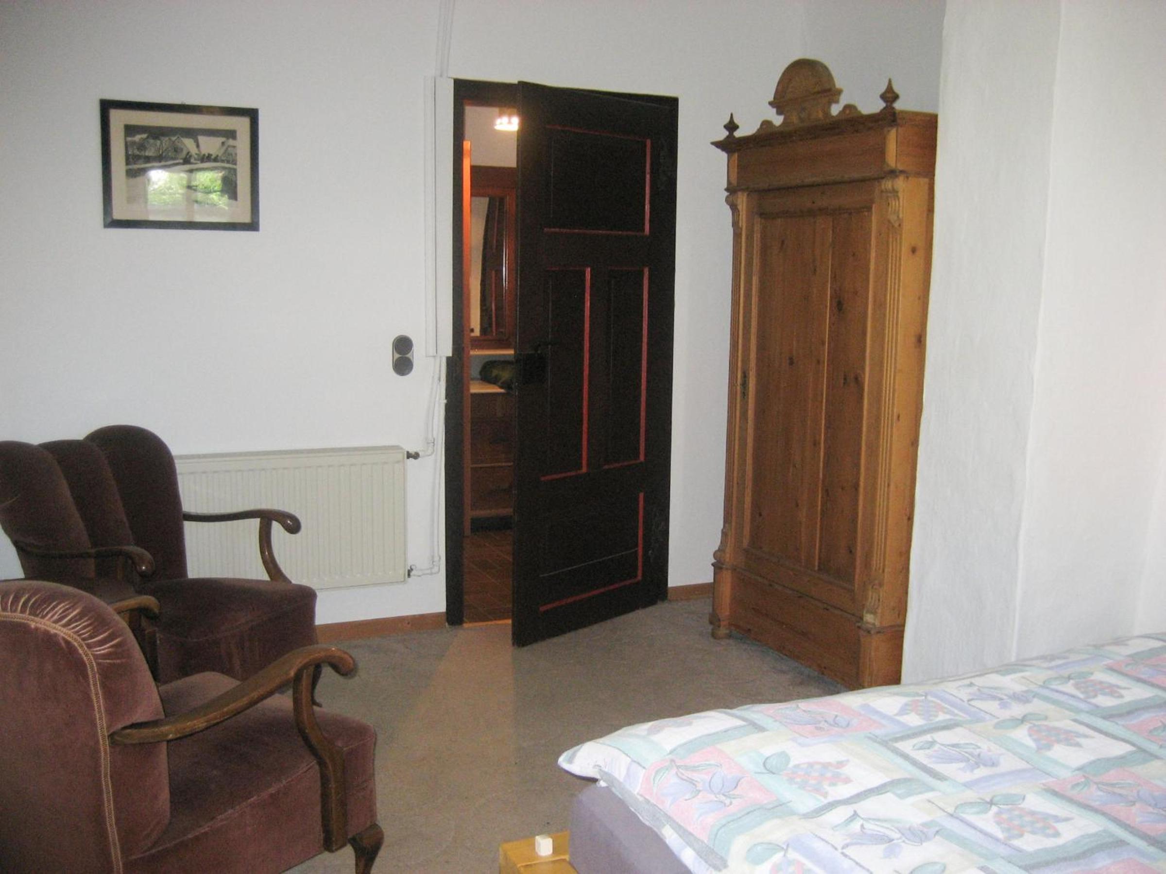 One-Bedroom Apartment photo 3