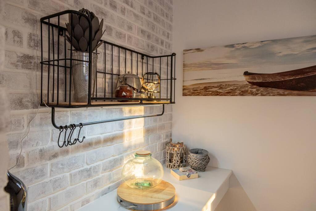 Three-Bedroom House photo 3