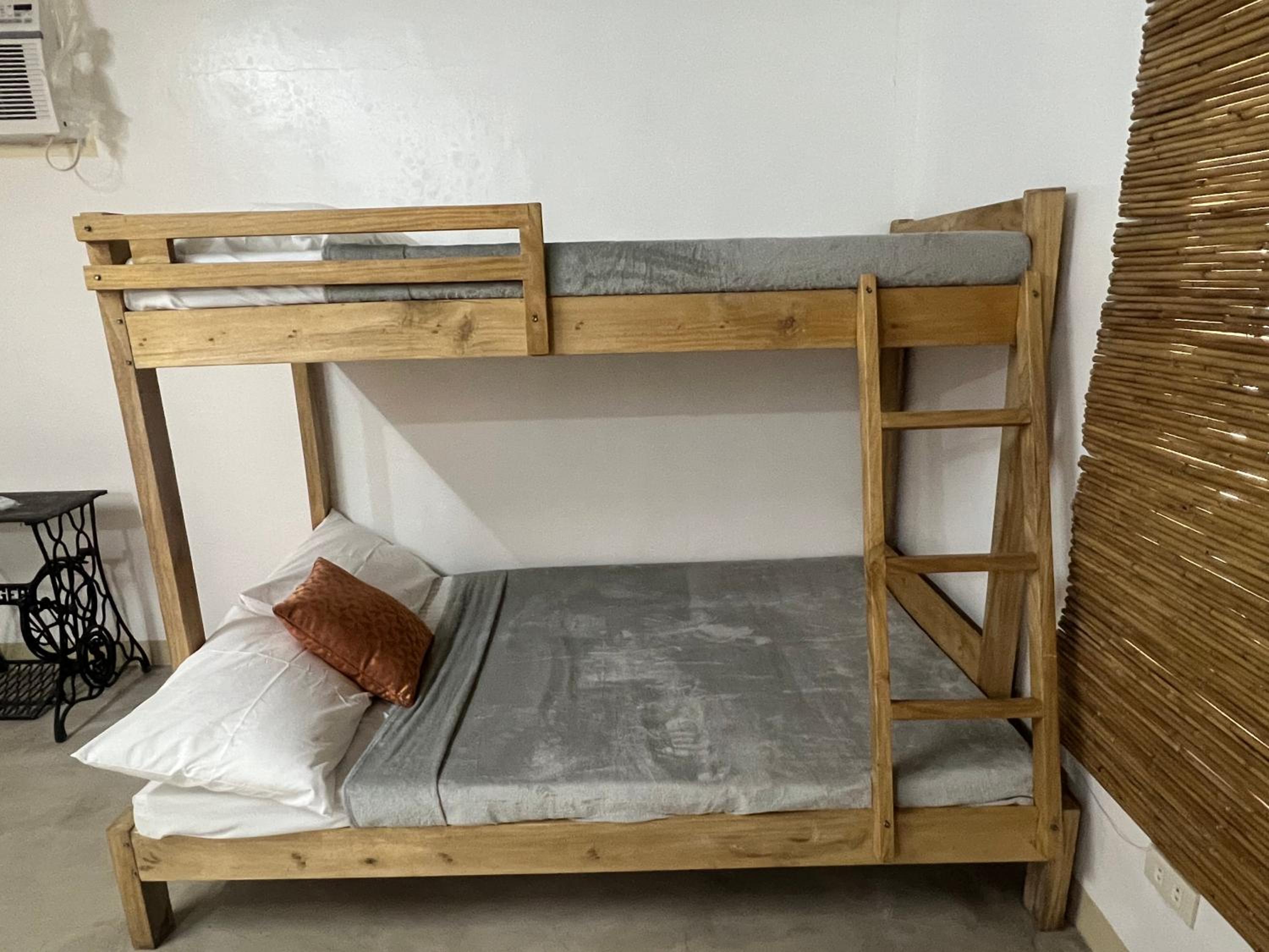 Mixed Dormitory Room photo 3