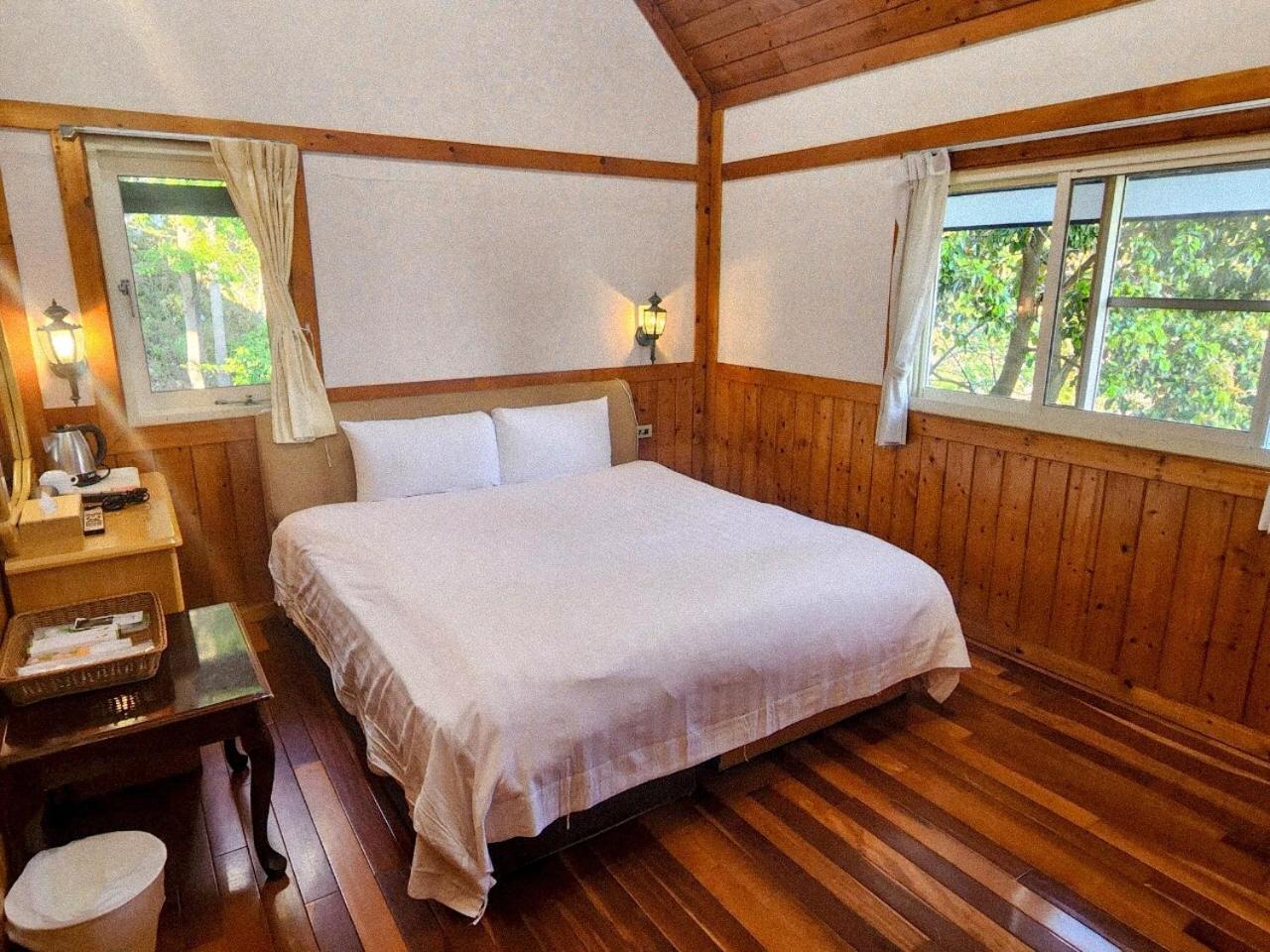 Standard Double Room photo 3