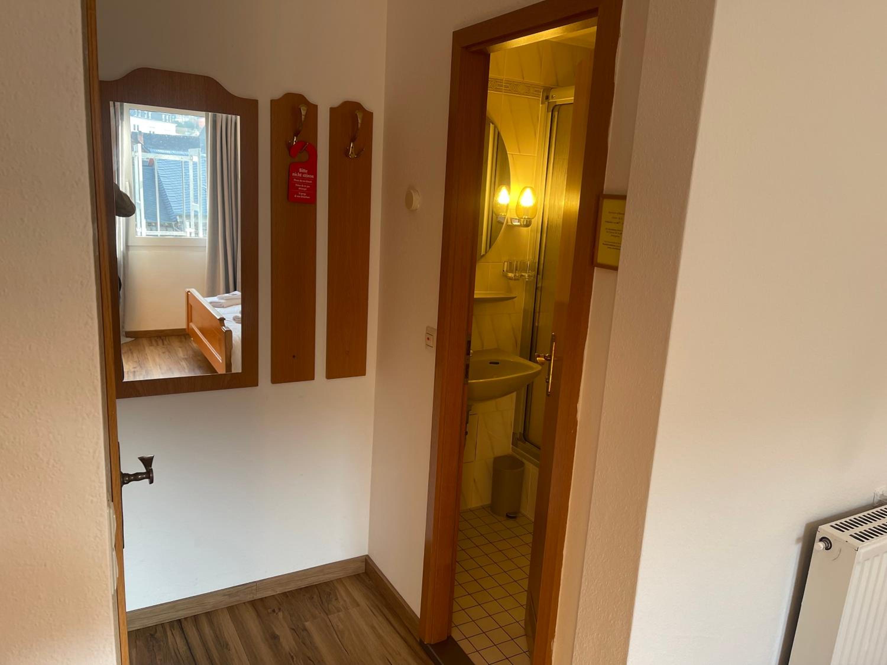 Standard Double Room photo 2