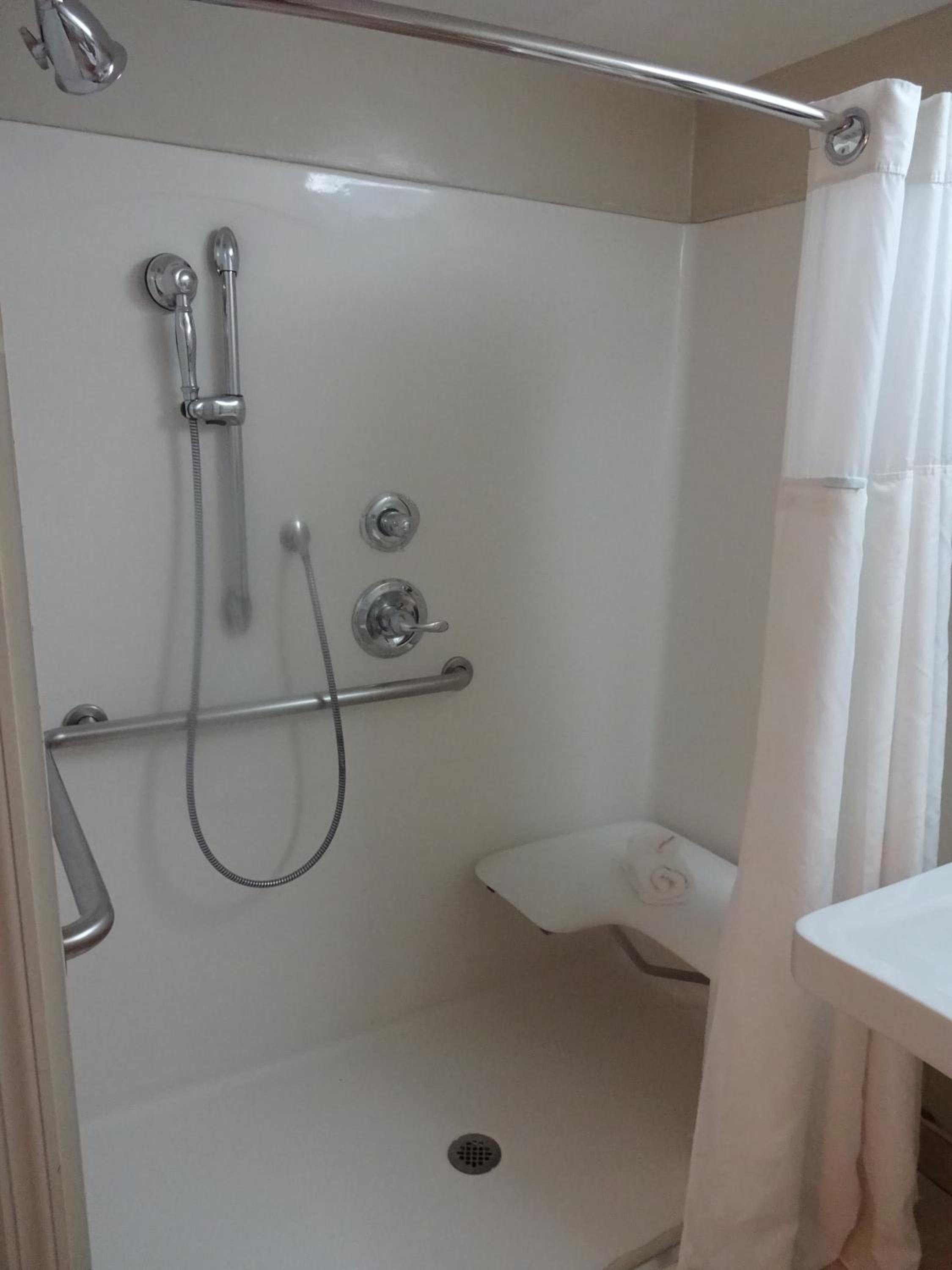 Ramada by Wyndham Staten Island, Billede 2