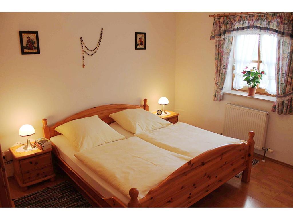 One-Bedroom Apartment with Balcony photo 1