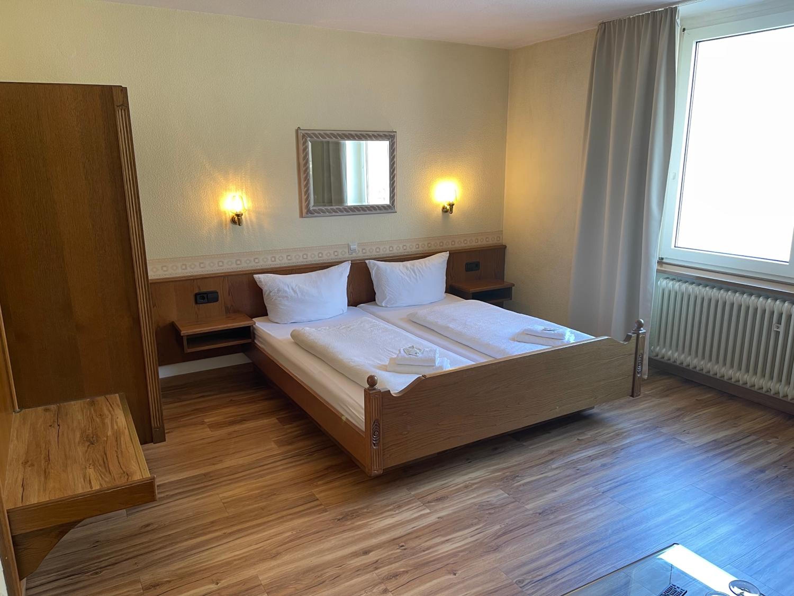 Classic Triple Room with River View 