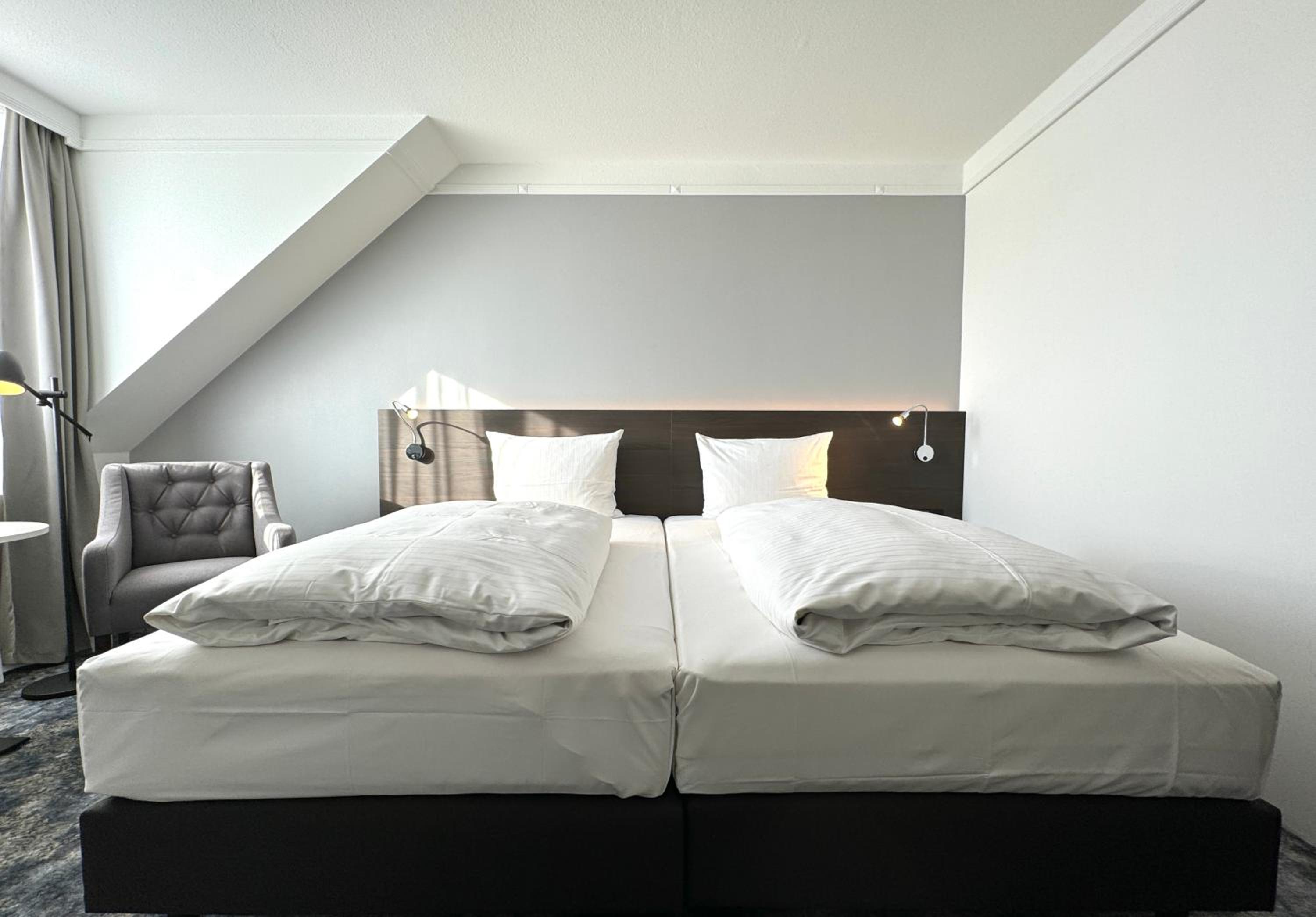 Double Room - Photo 6