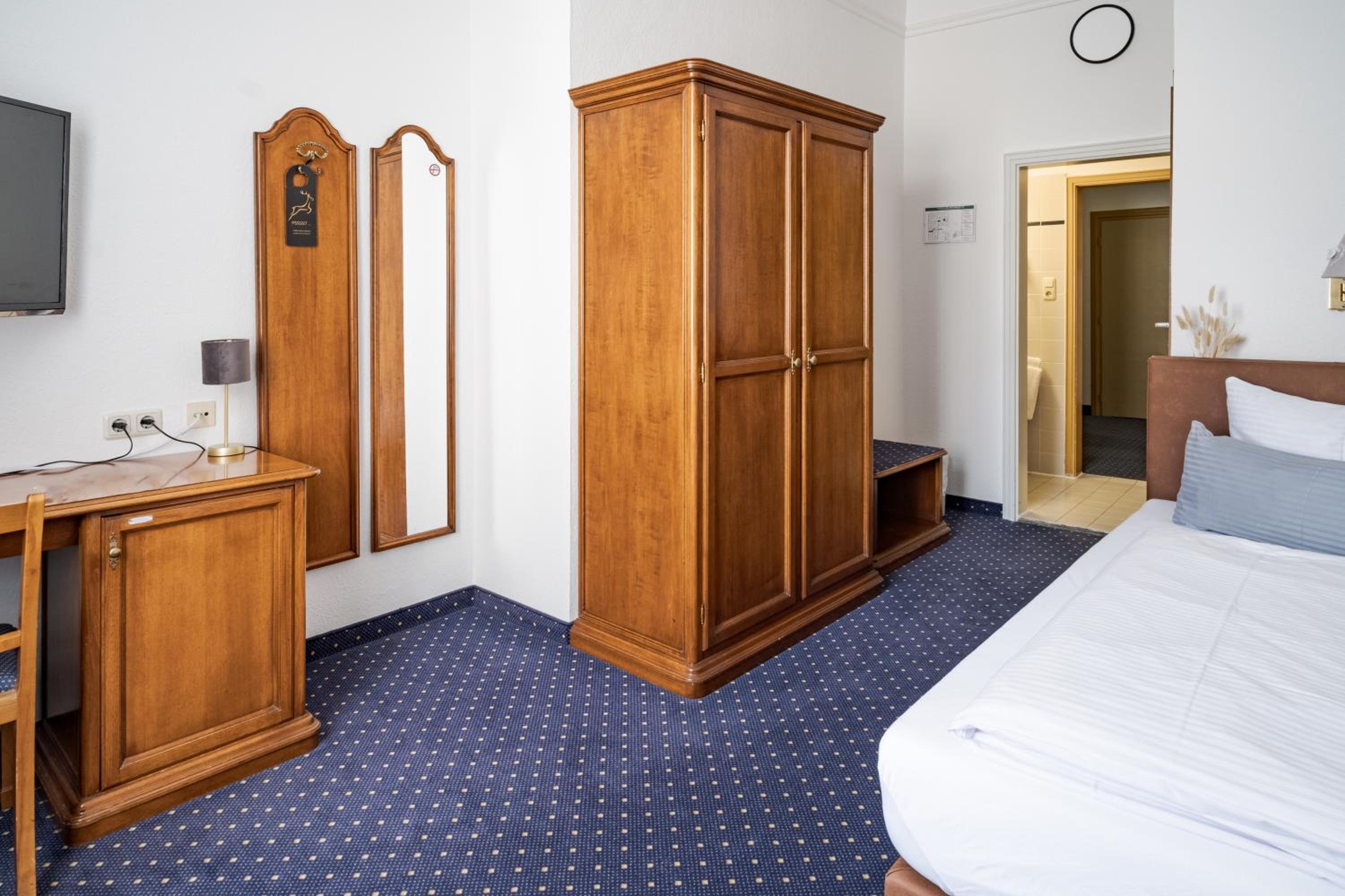 Single Room photo 2