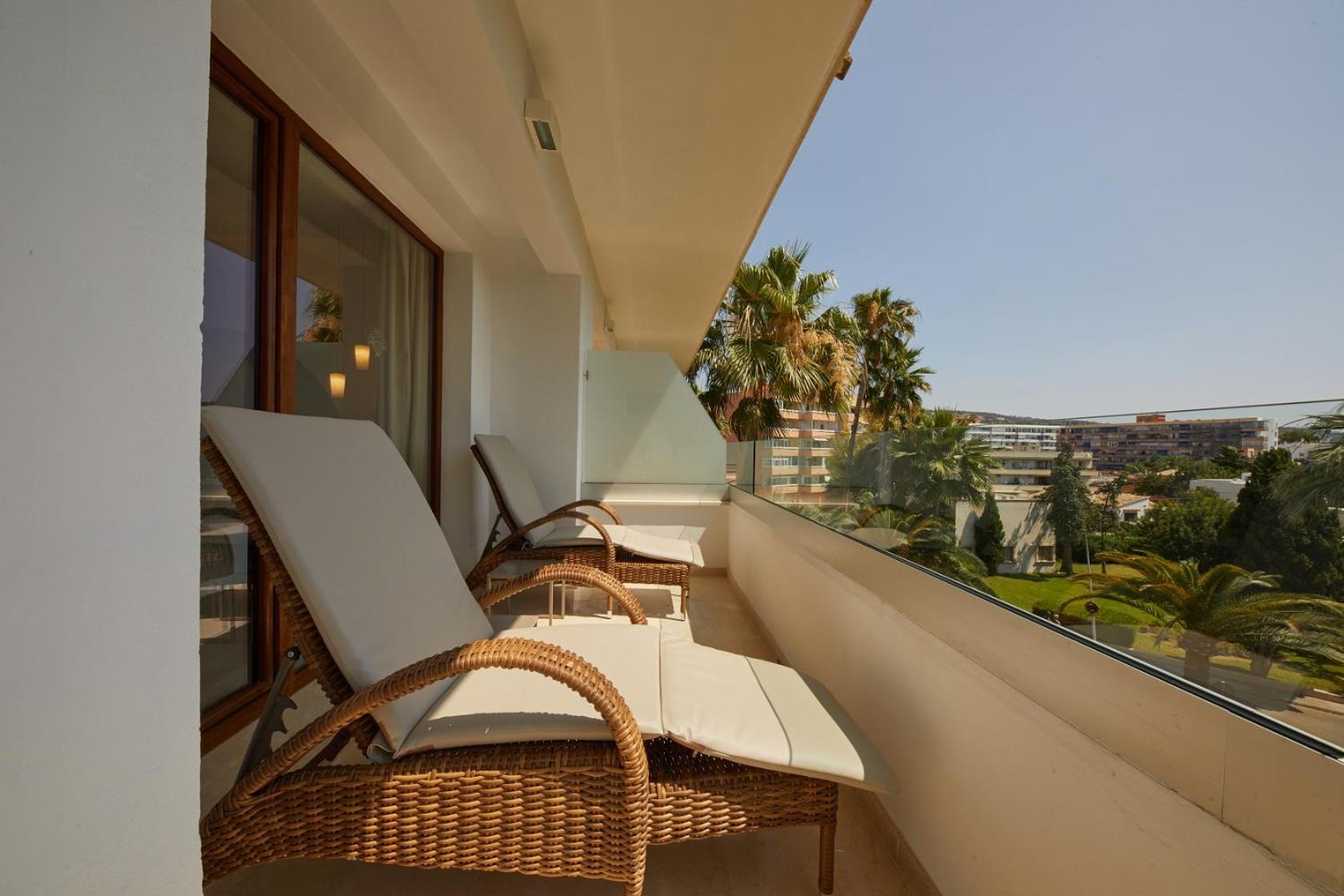 Son Caliu Suite with Mediterranean Views - Photo 7
