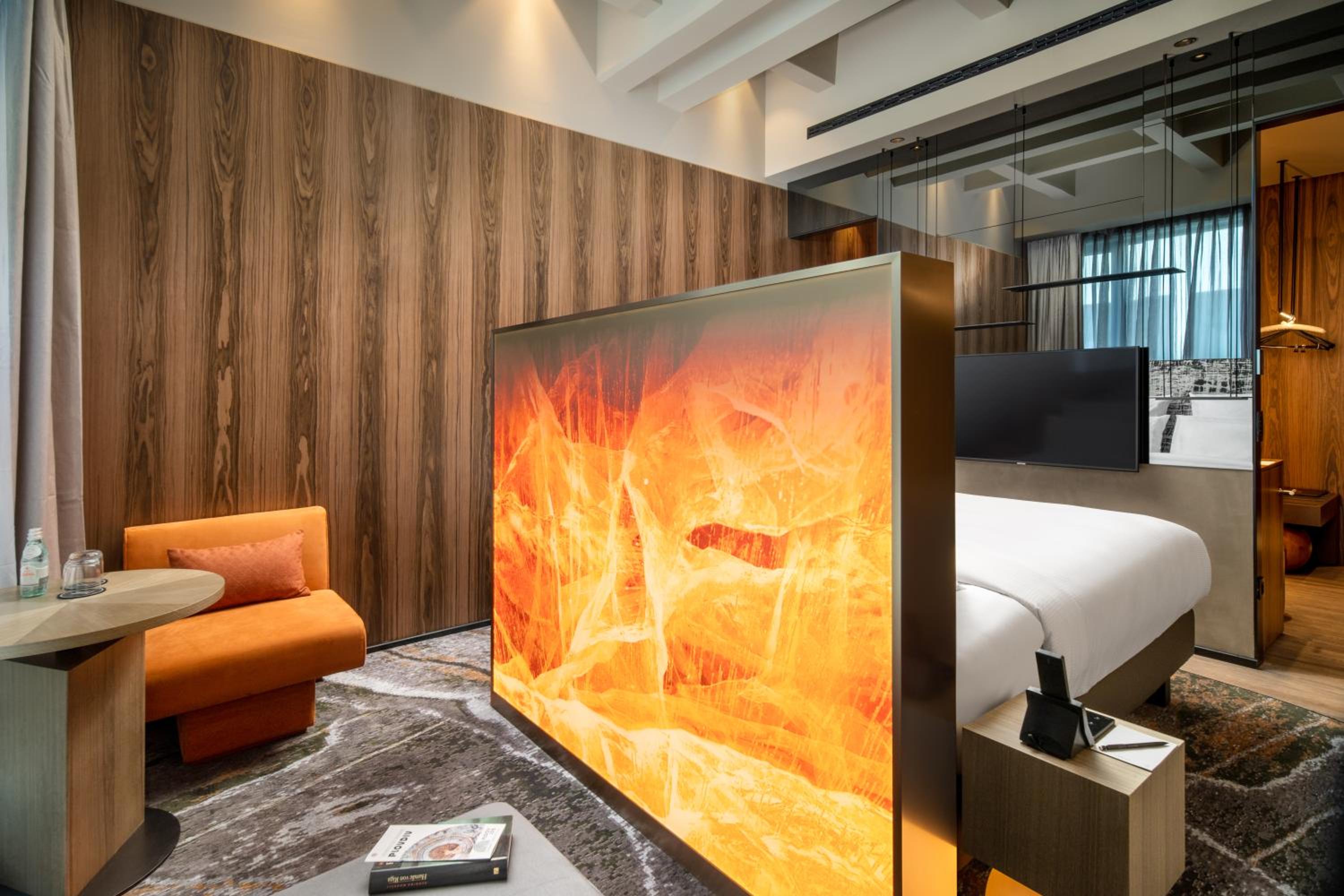 Superior King Room - Photo 1