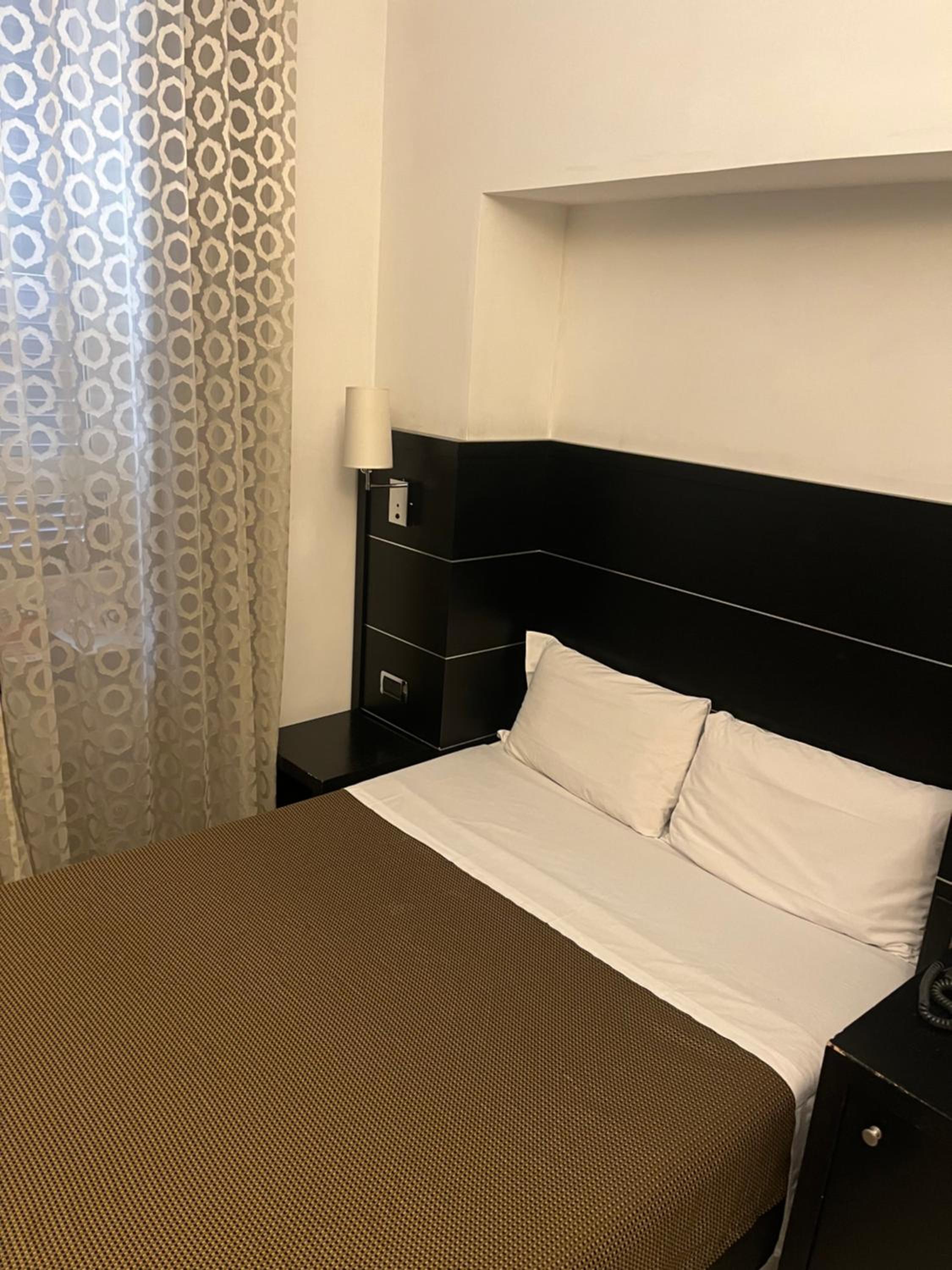 Small Double Room photo 3