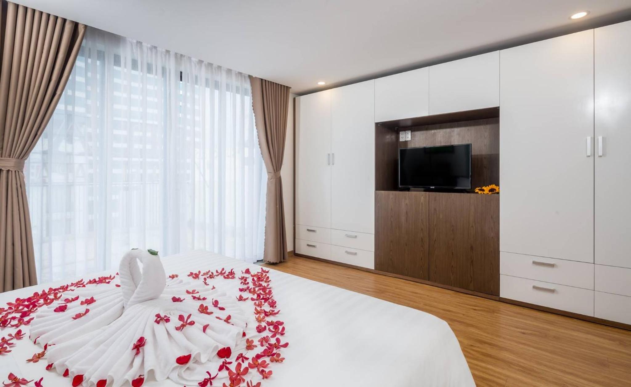 Apartment - Photo 3