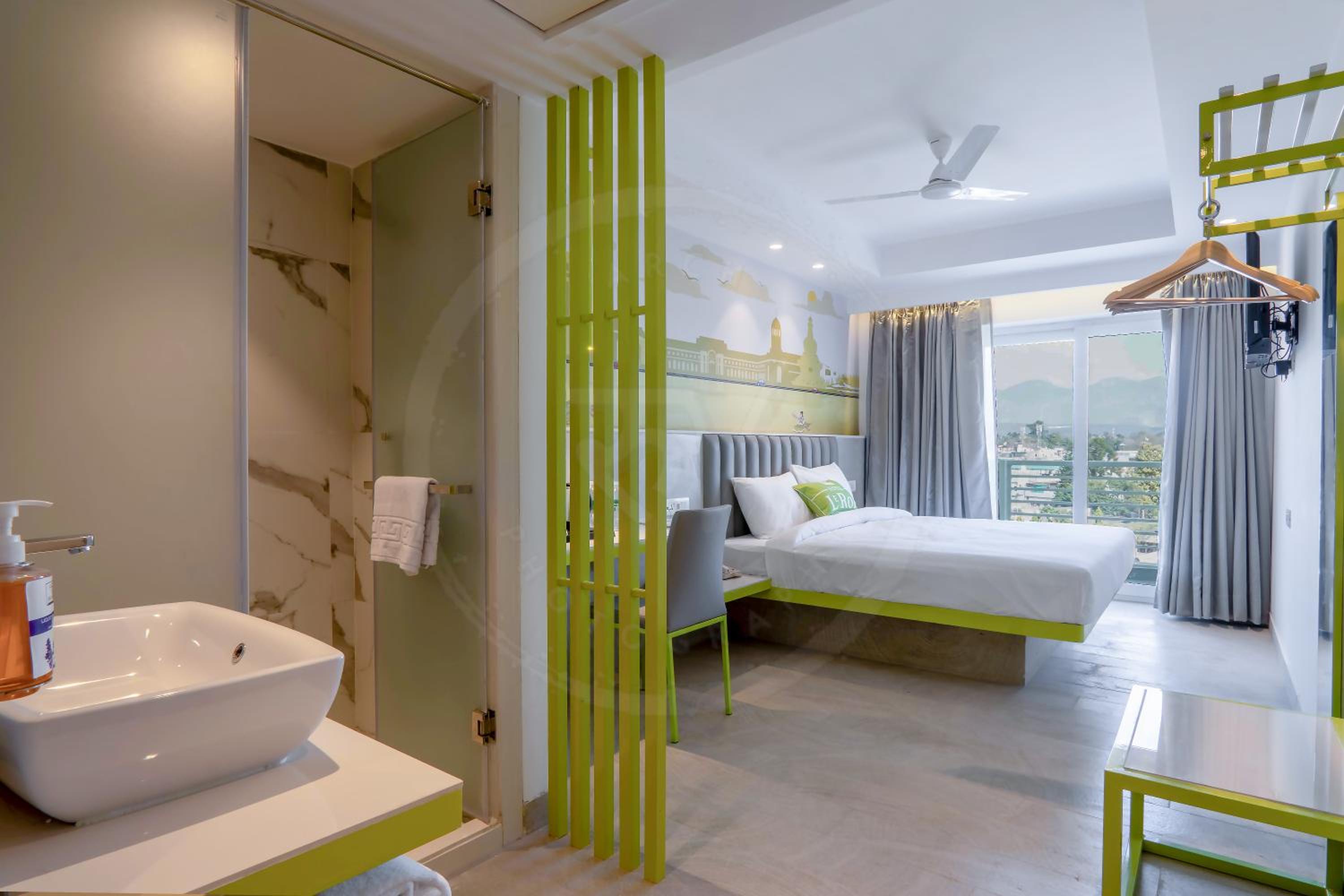 Premium Room - Photo 3