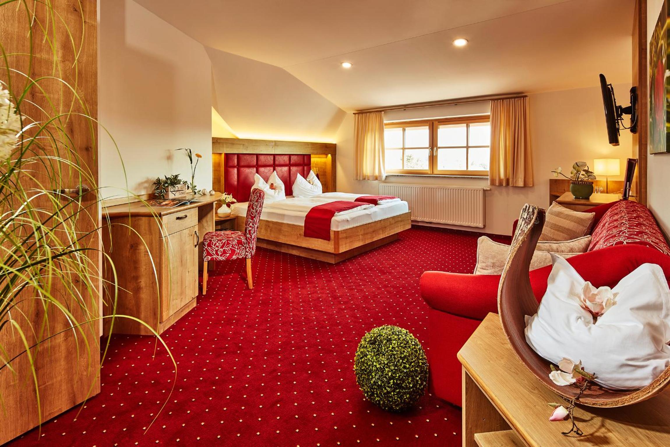 Standard Suite - Photo 1