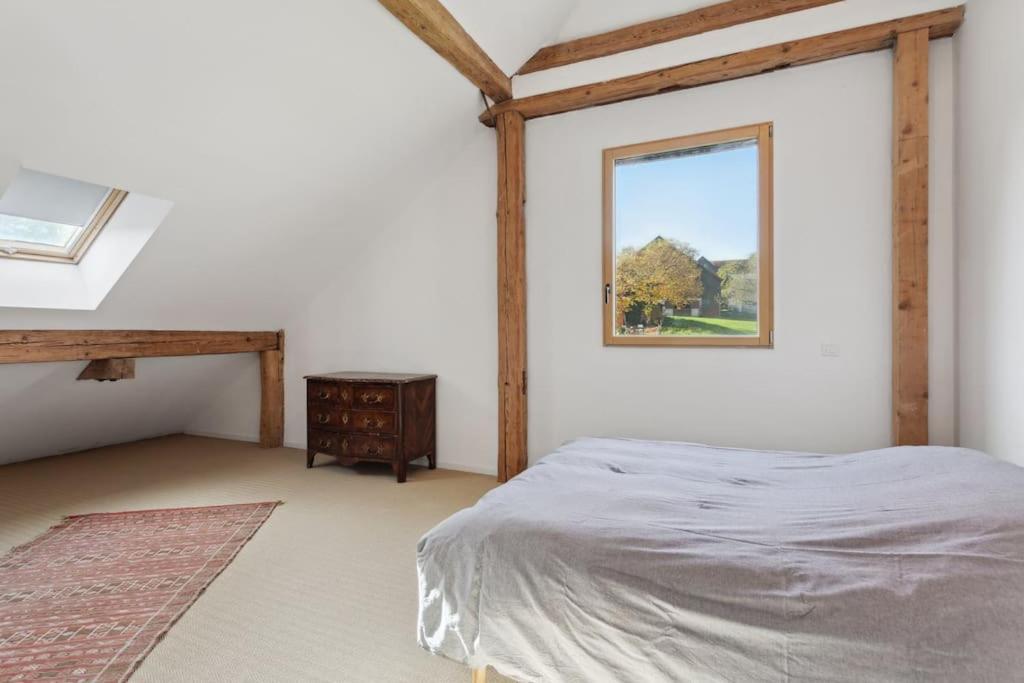 Four-Bedroom House photo 2