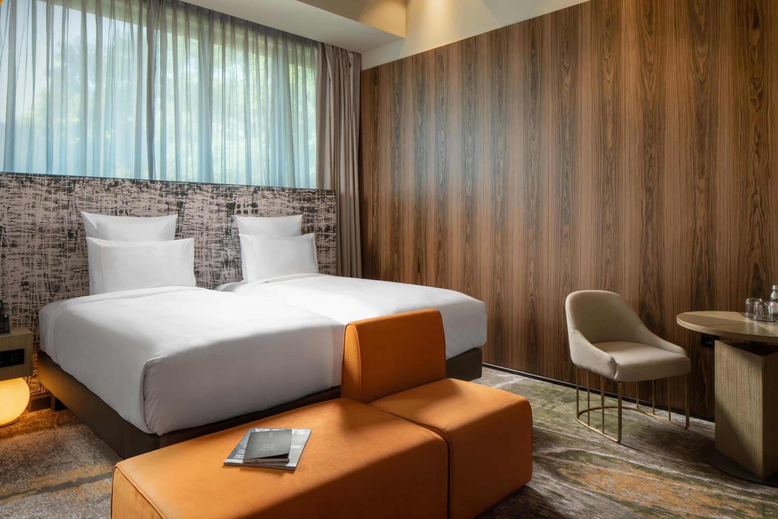 Superior Twin Room - Photo 4