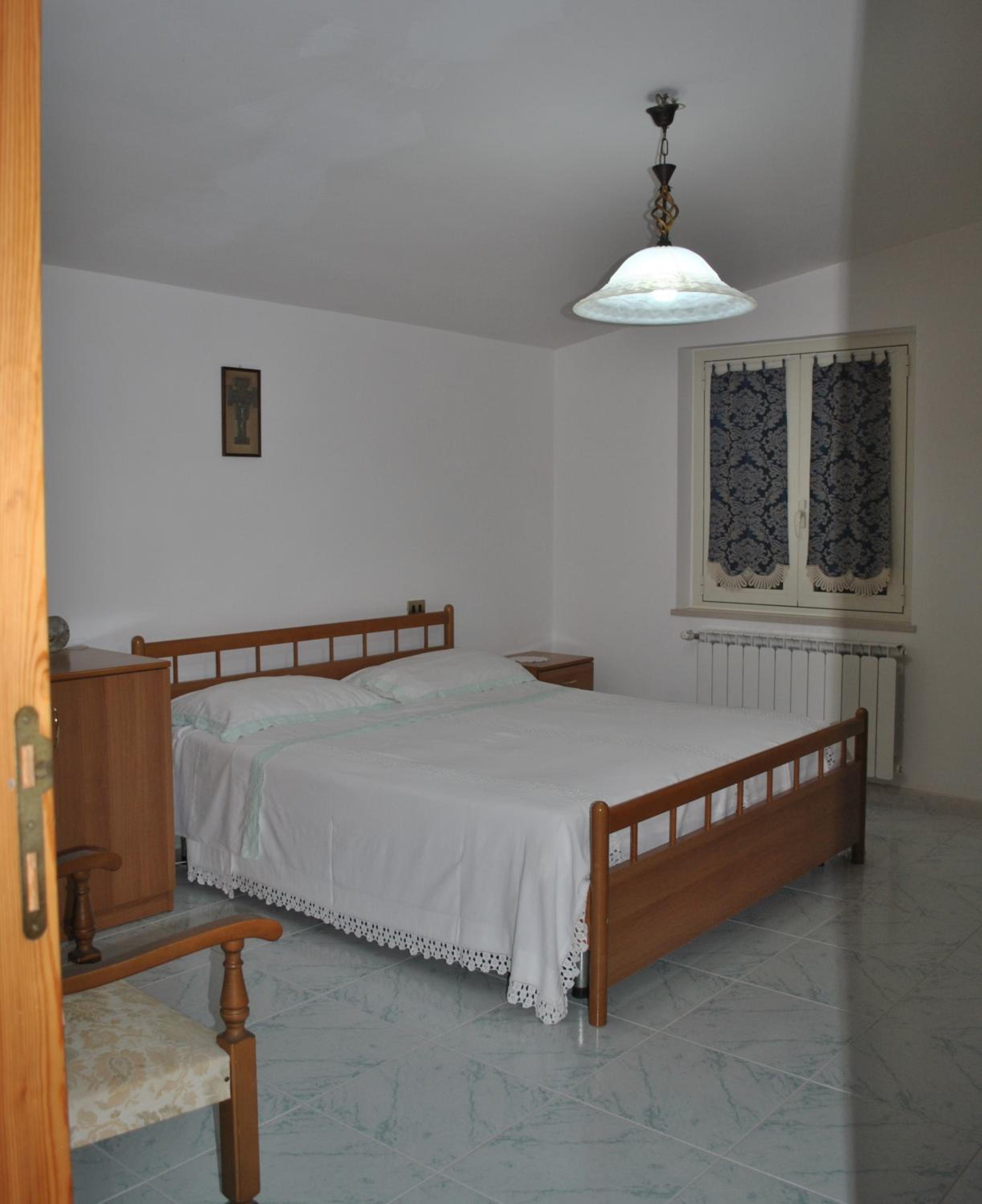 Large Double Room photo 1