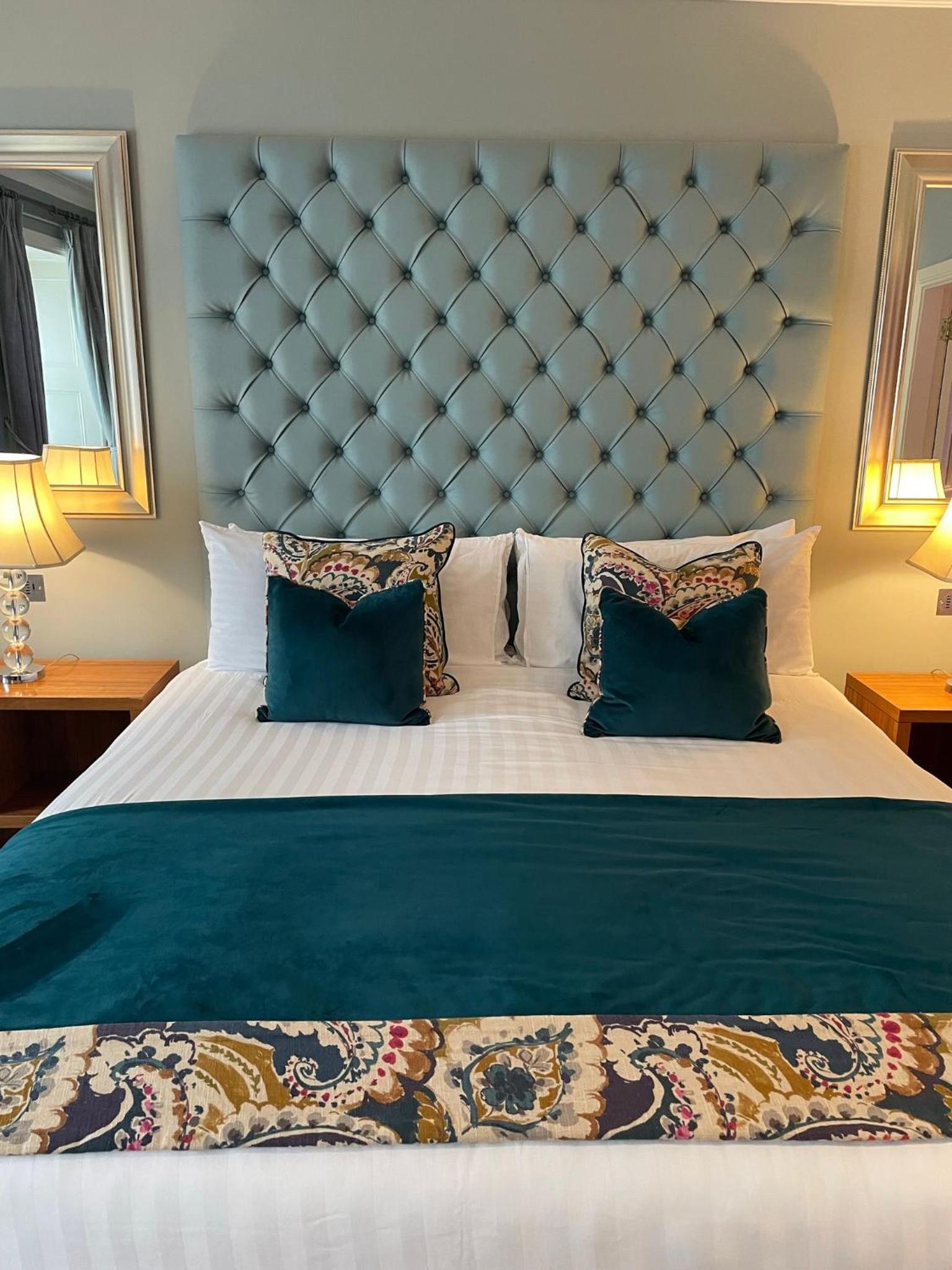 Deluxe Suite photo 2