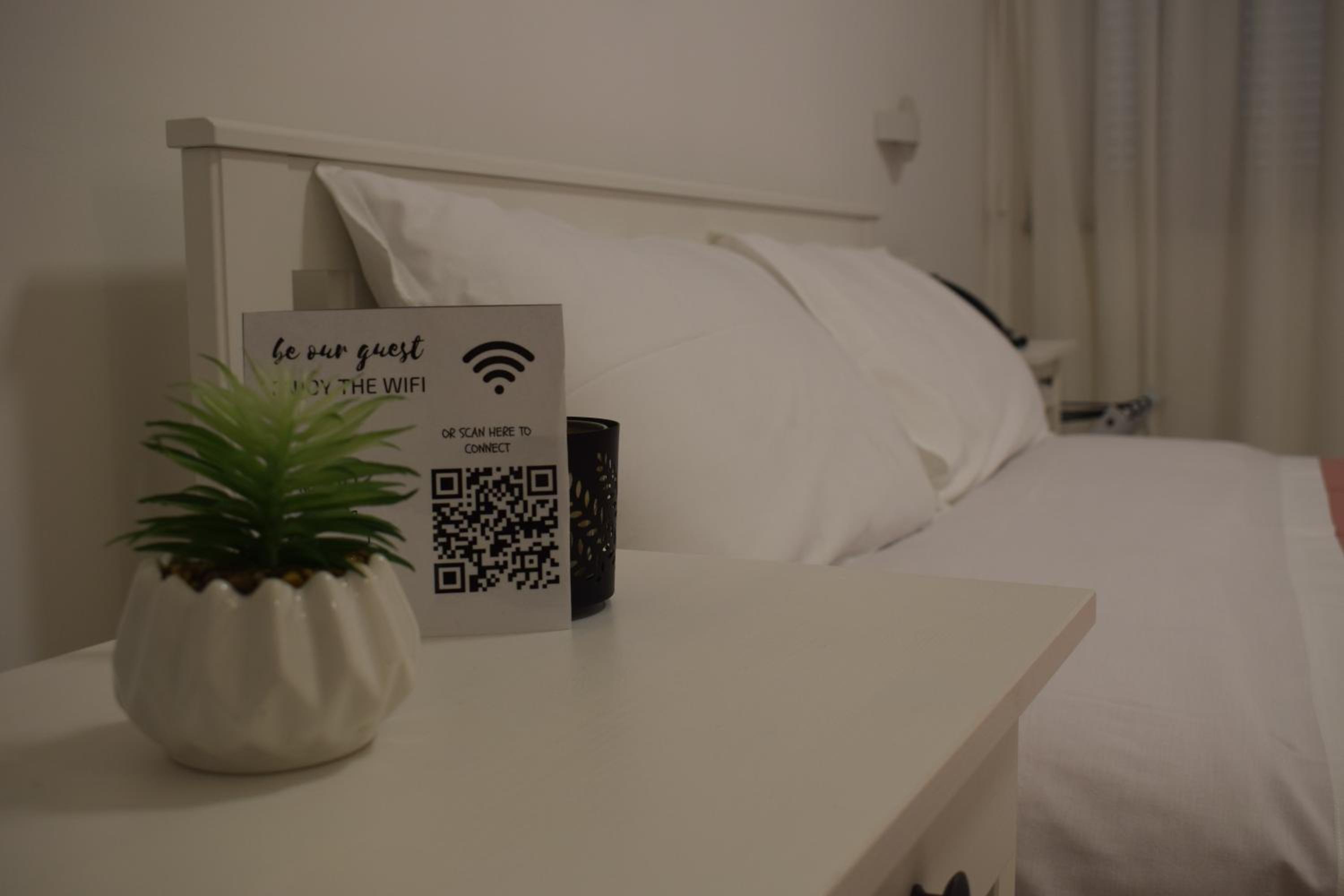 Standard Triple Room - Photo 11
