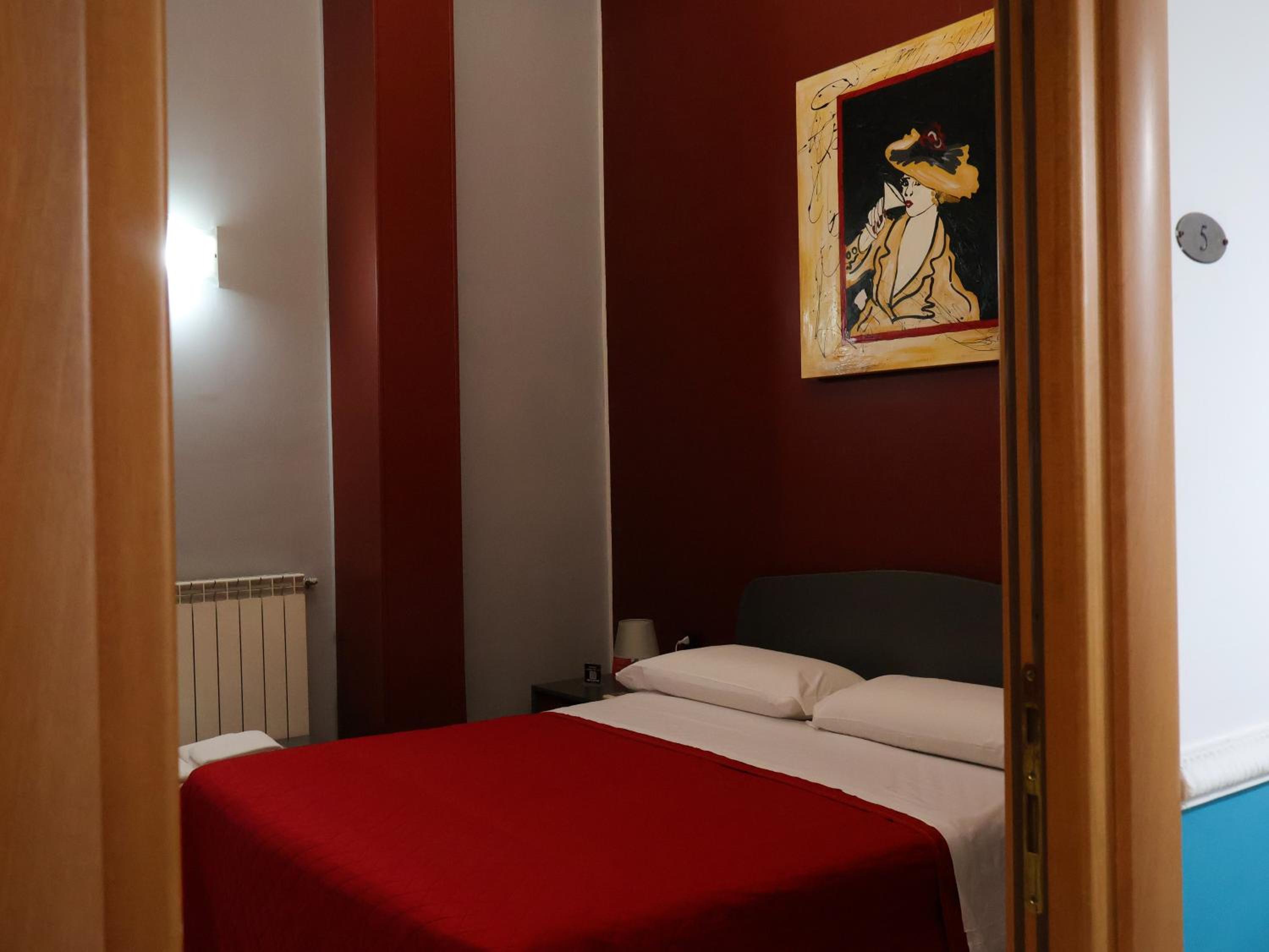 Comfort Triple Room - Photo 11