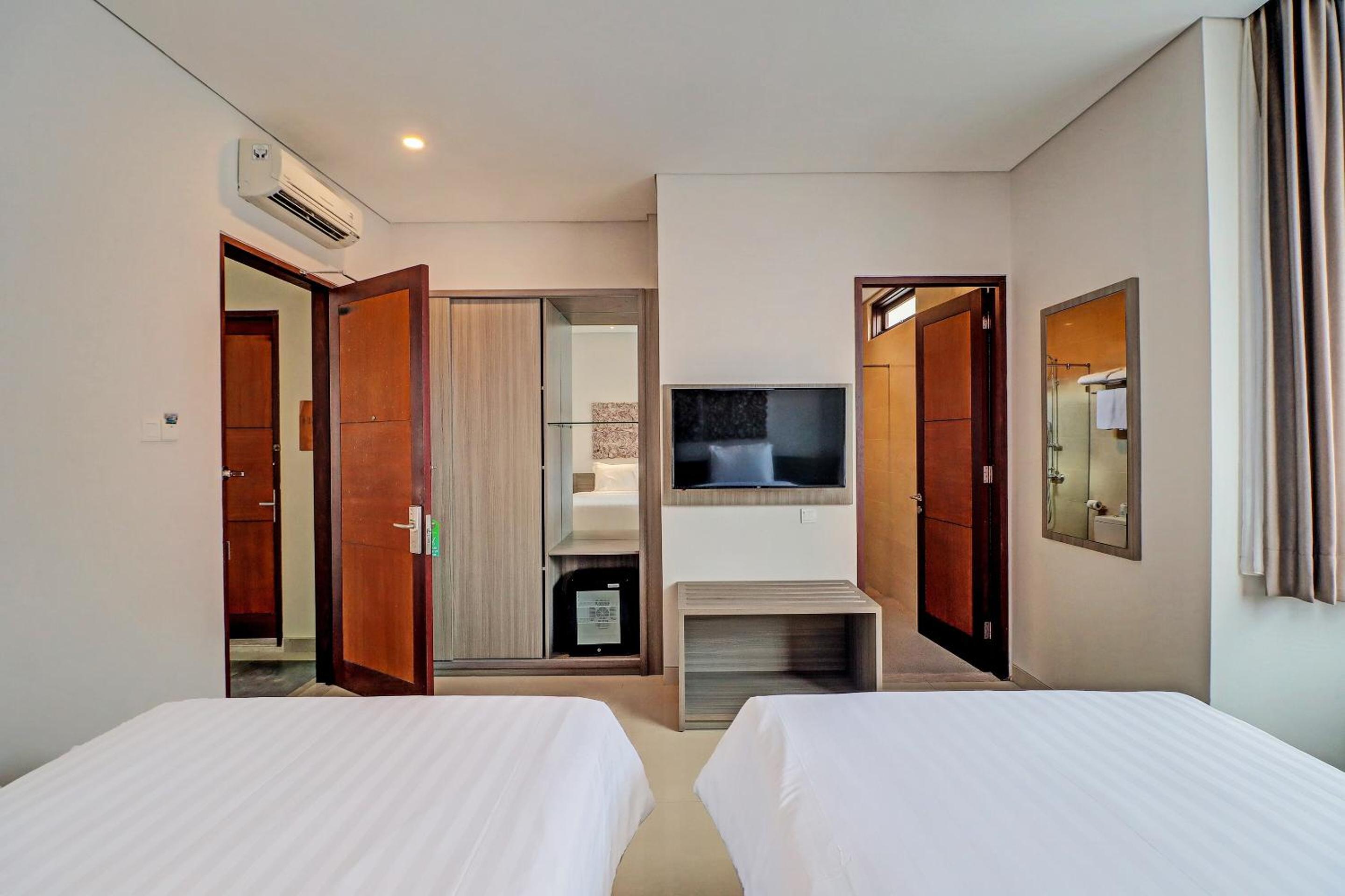 Deluxe Twin Room - Photo 6