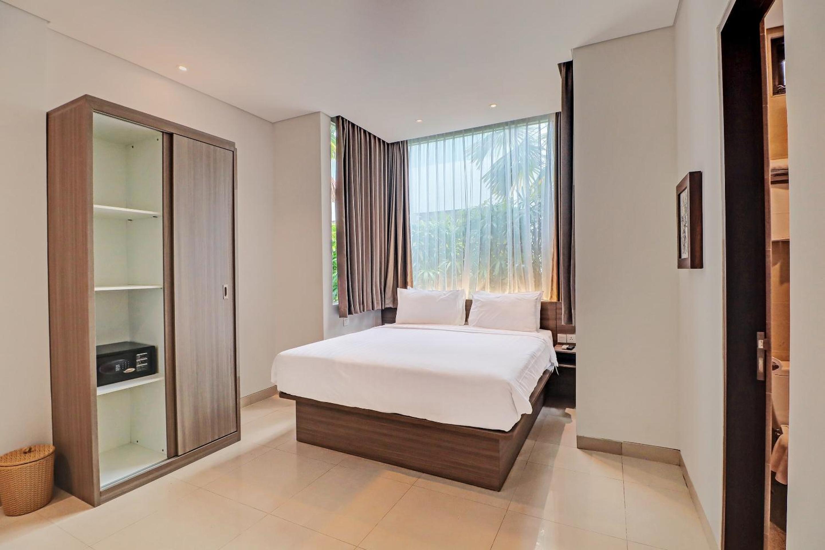 Deluxe Double Room - Photo 1