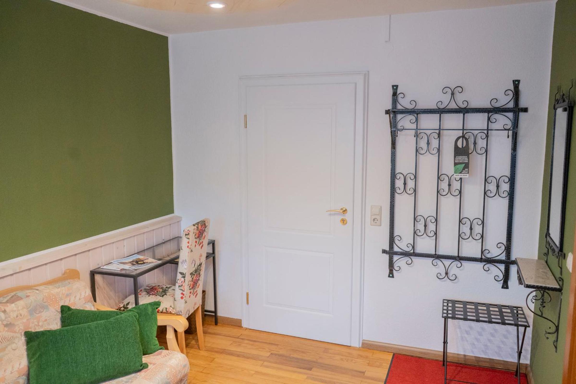 Junior Suite with Mountain View - Photo 5