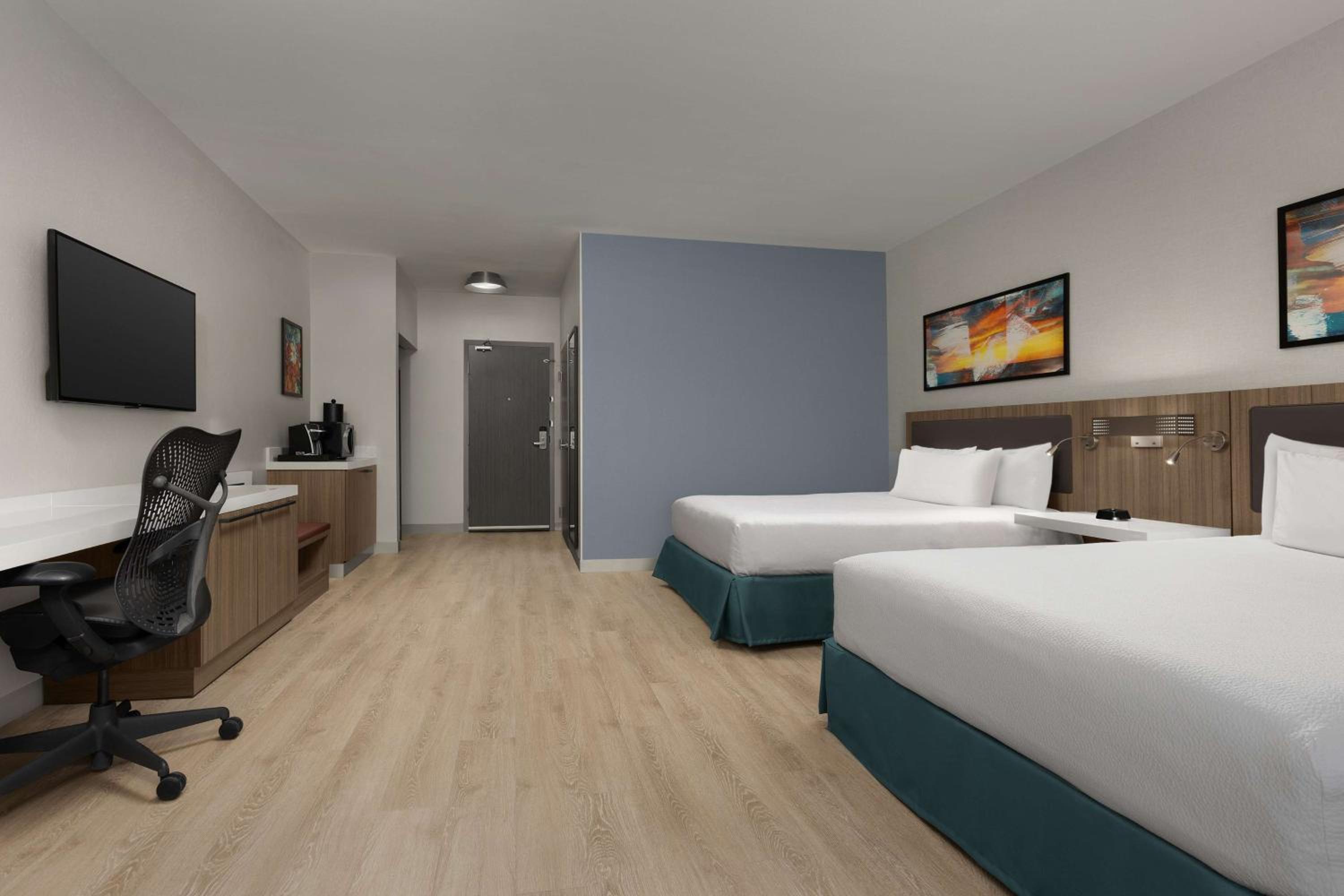 Two Queen Suite - Hearing Accessible  - Photo 3