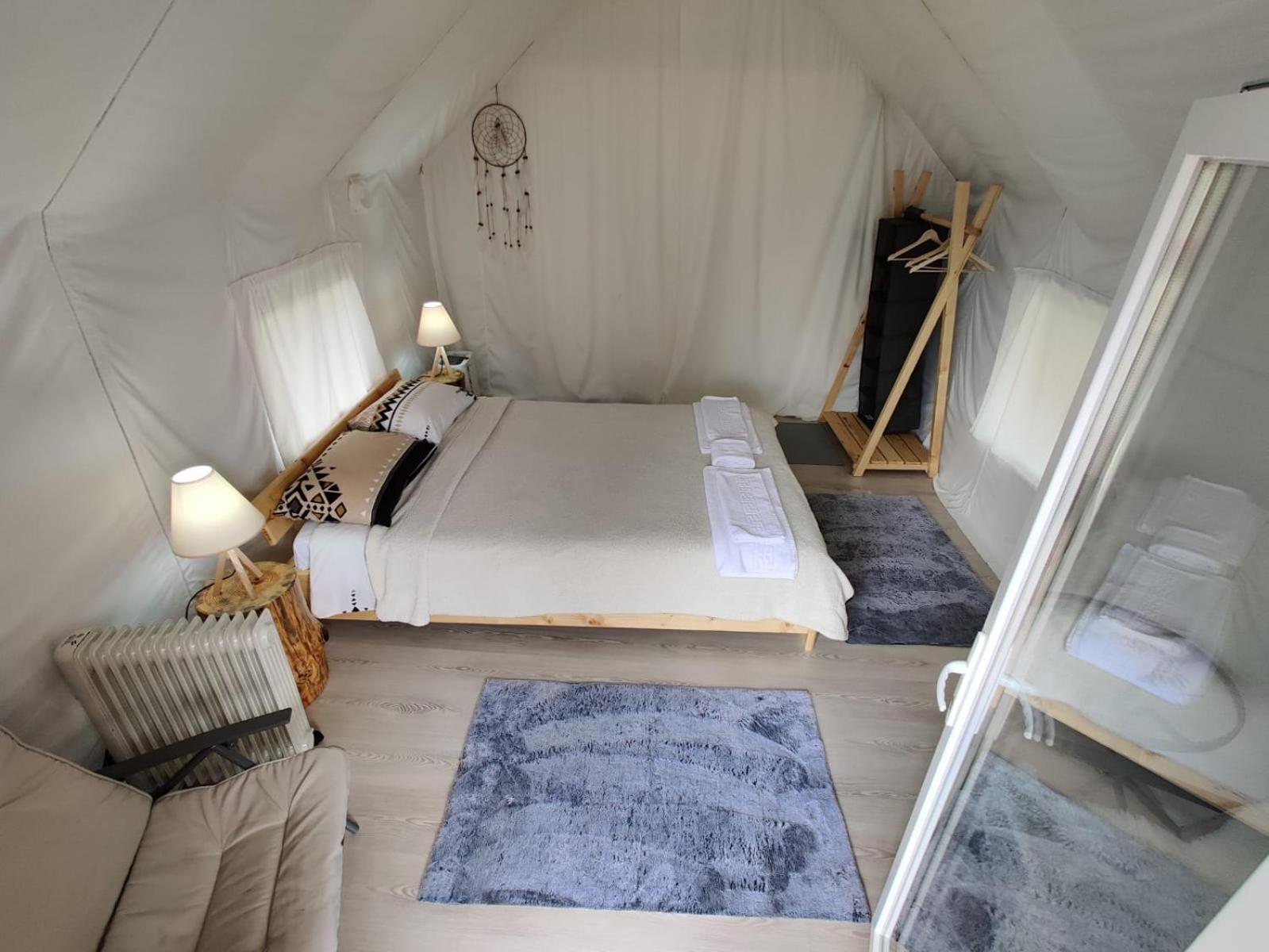 Tent photo 2