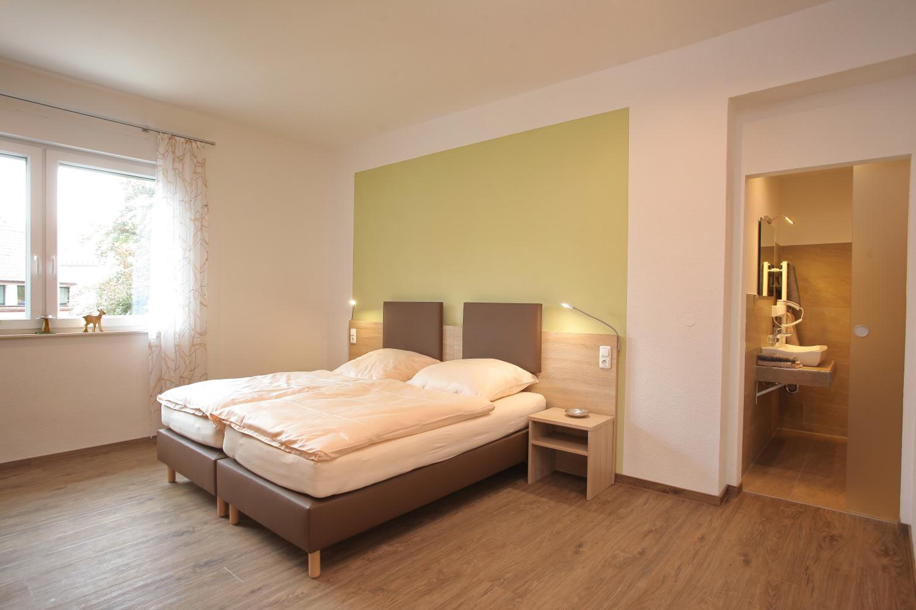 Double Room with Private Bathroom photo 1