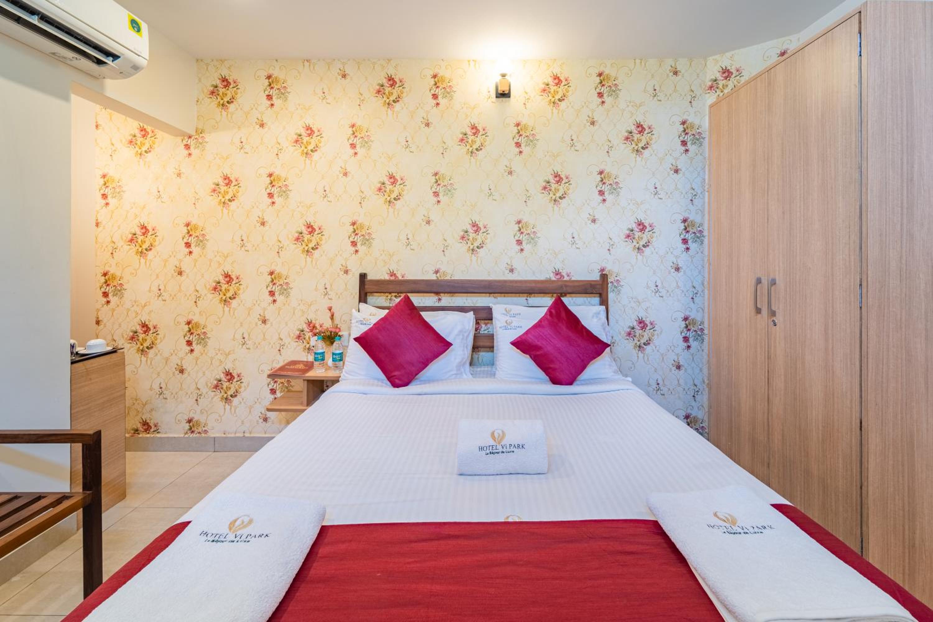 Economy Double Room - Photo 6