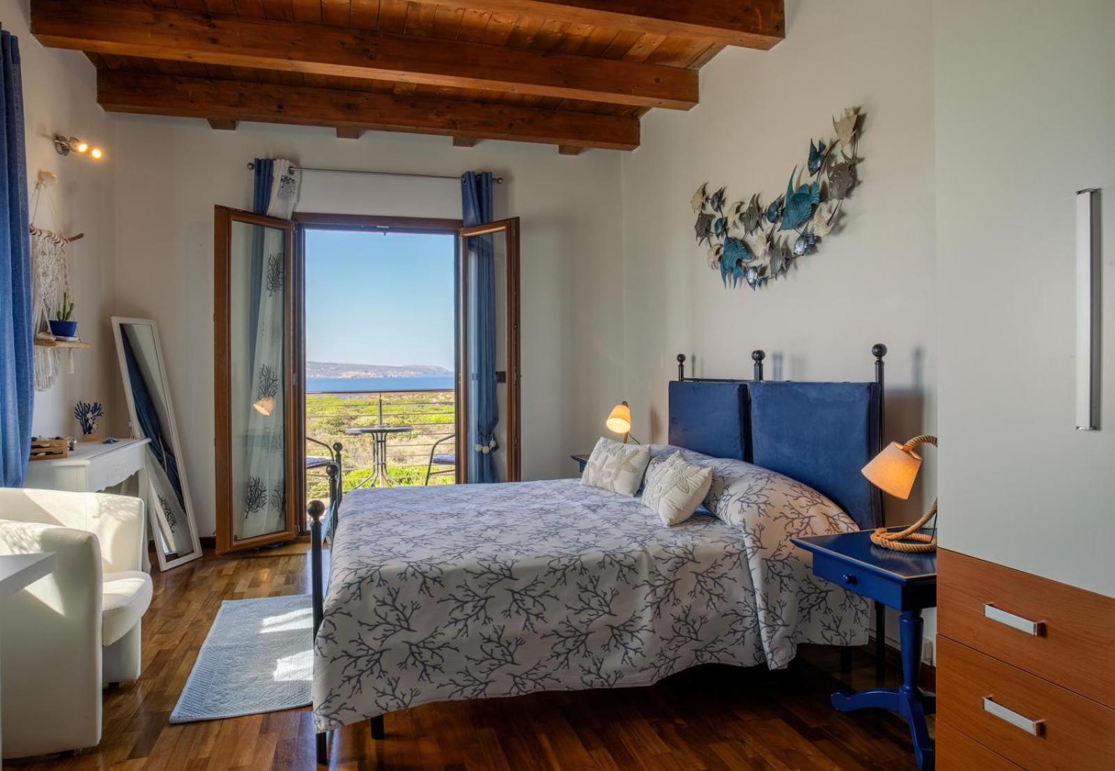 Deluxe Double Room With Balcony And Sea View photo 1