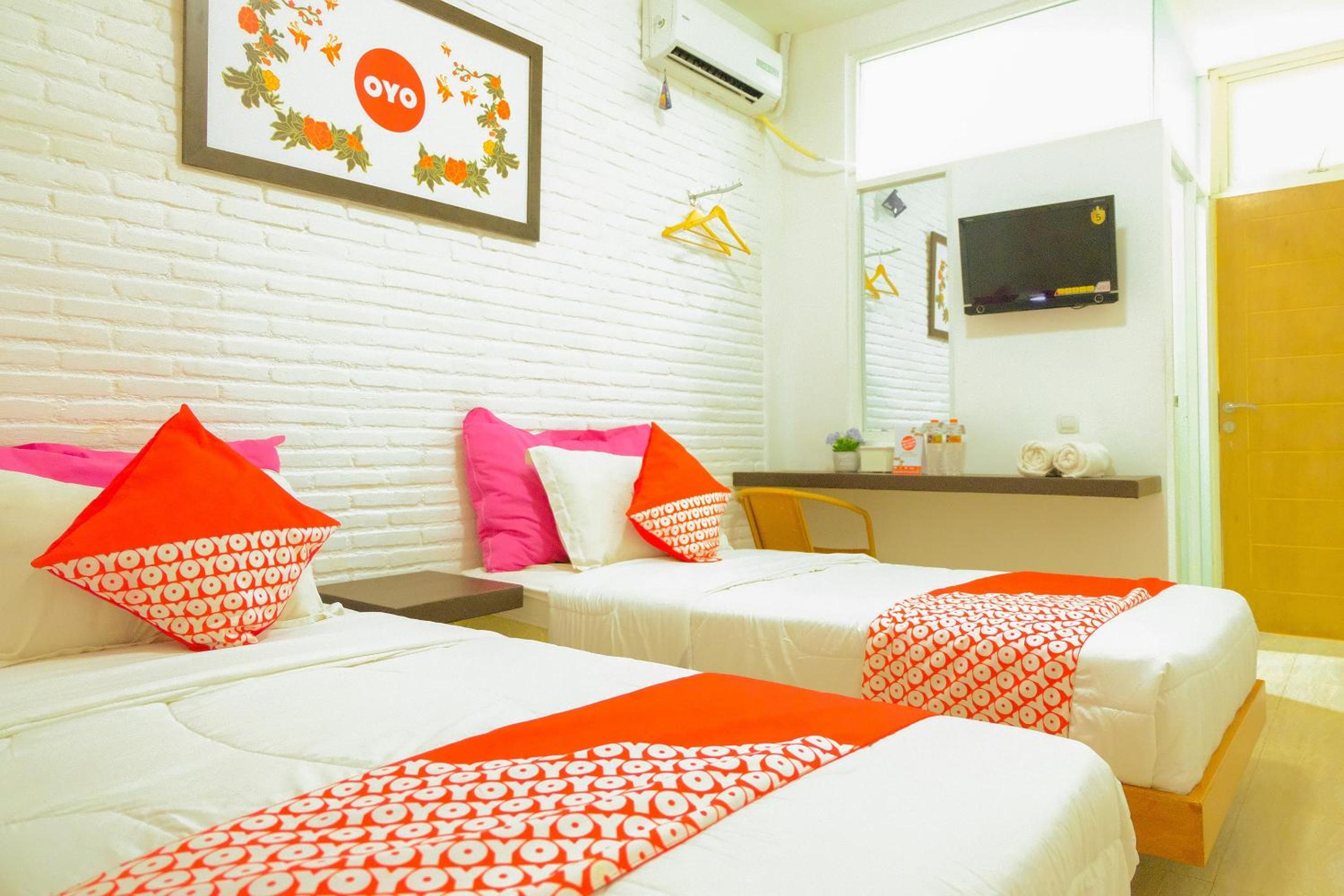 Delxue Twin Room - Photo 1