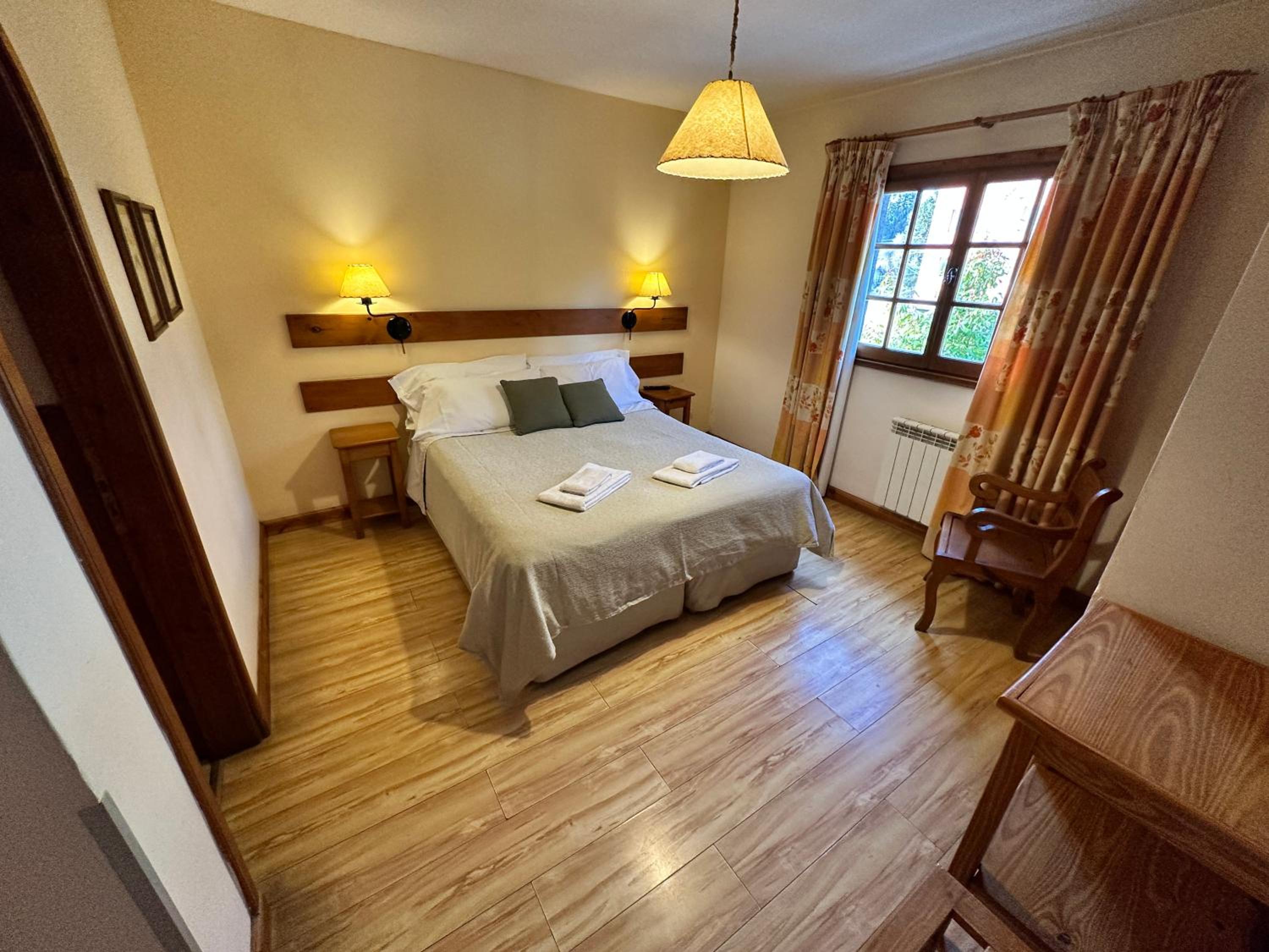 Double or Twin Room photo 3