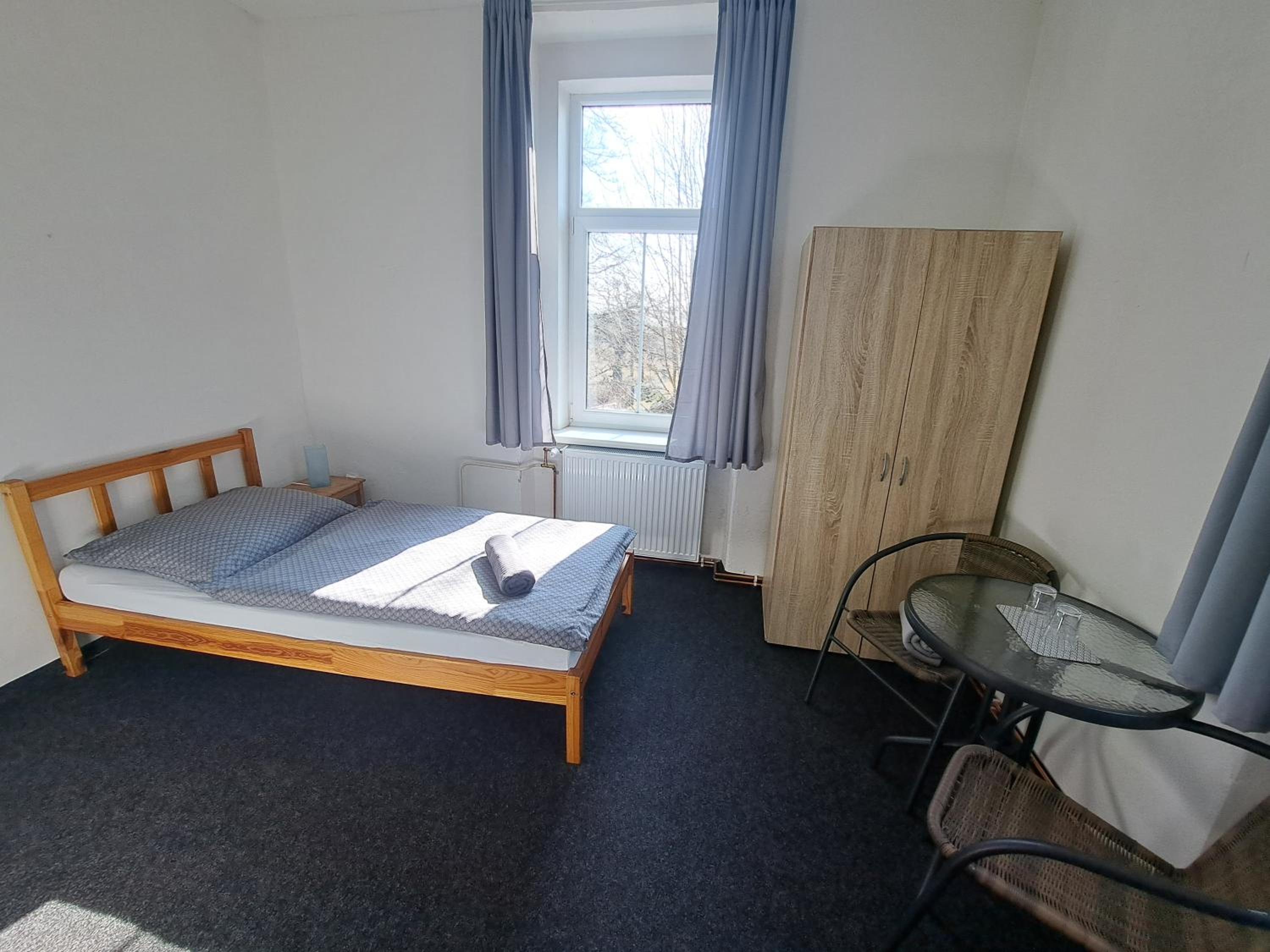 Double or Twin Room - Photo 7