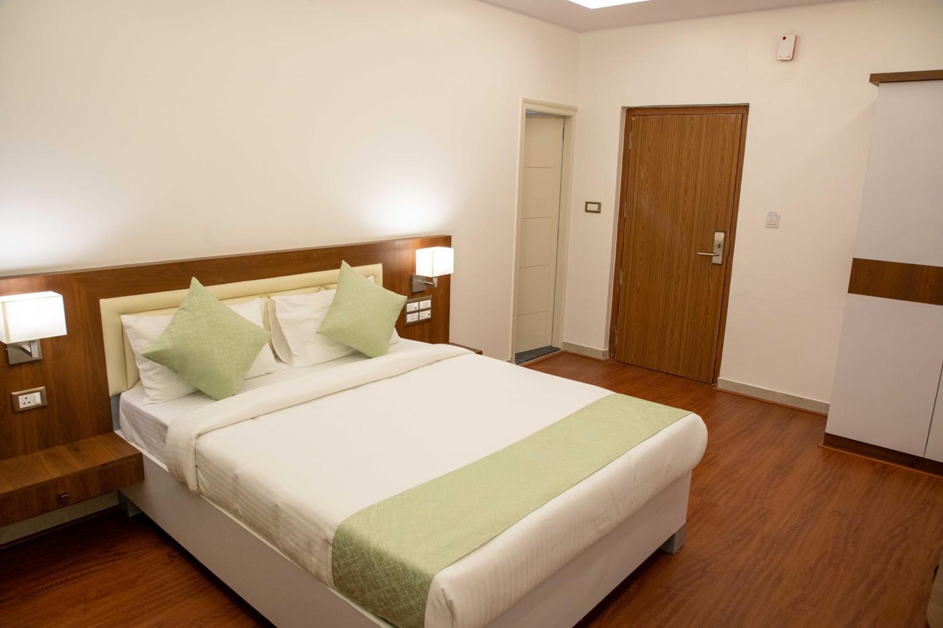 Superior Double Room - Photo 1