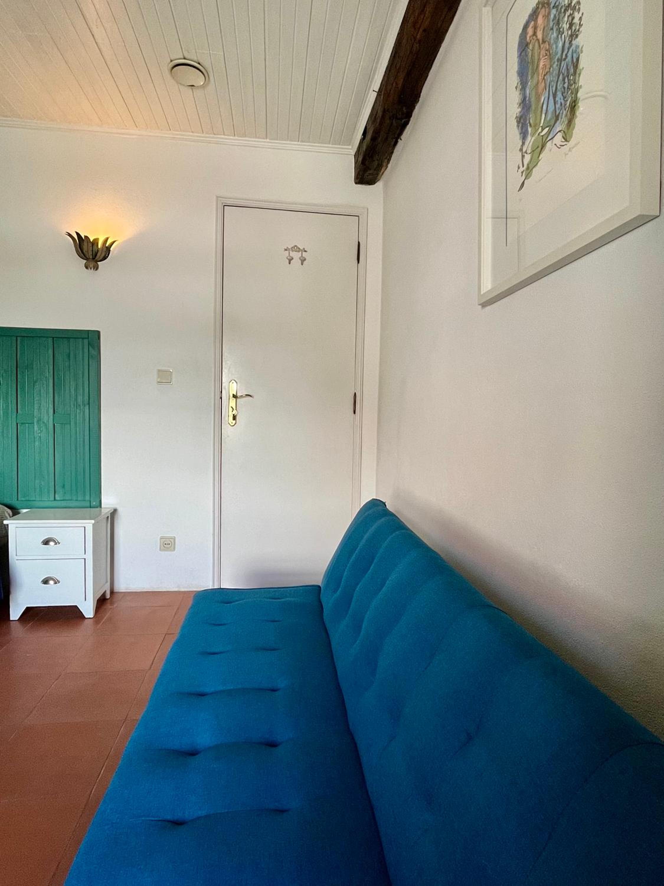 Double Room - Photo 3