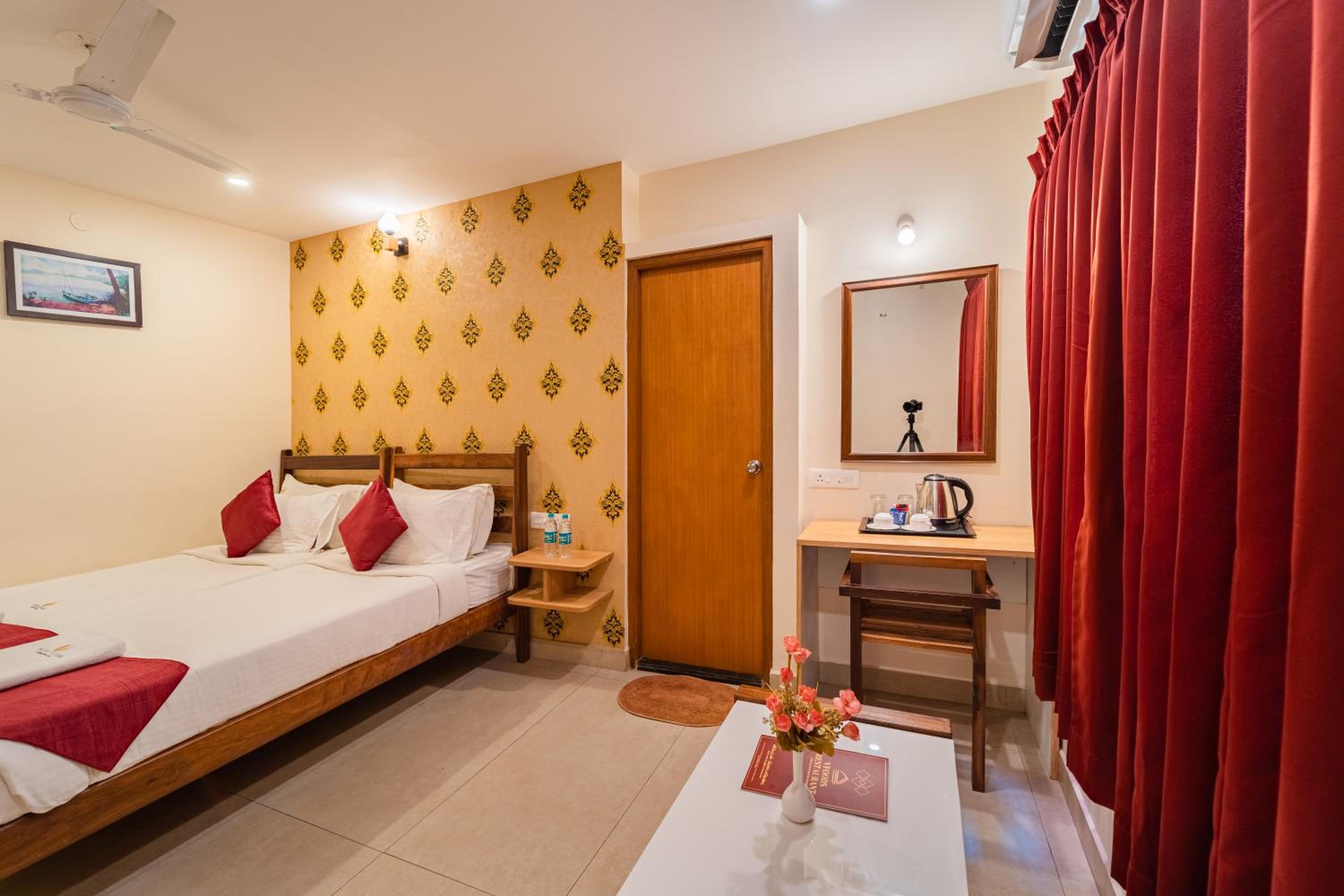 Deluxe Twin Room - Photo 4