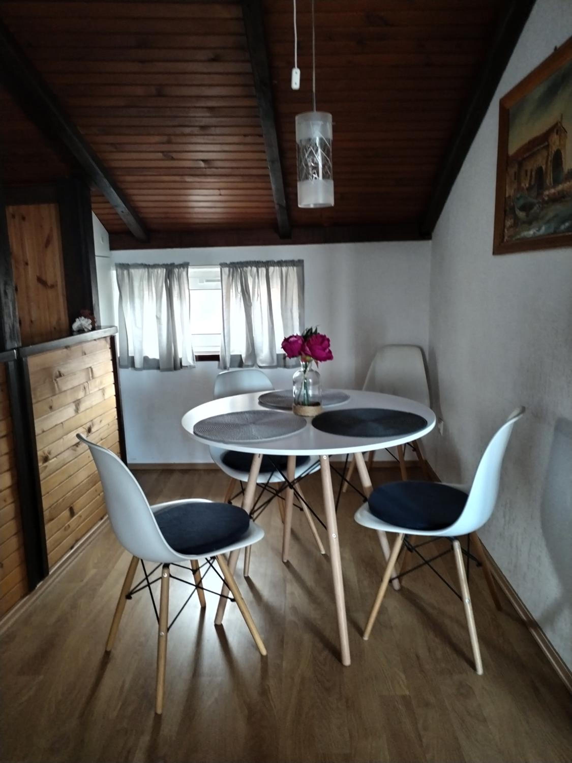 Apartment with Sea View - Photo 2