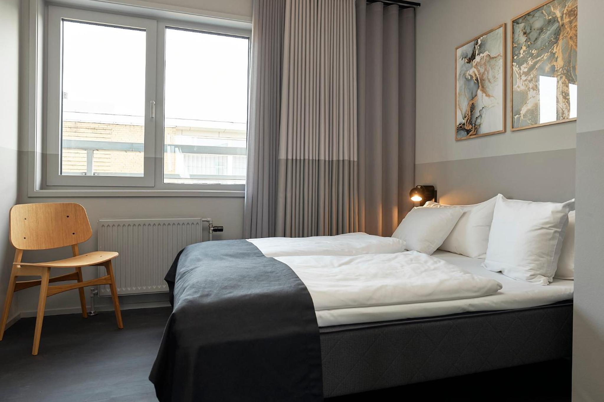 Suite with Balcony - Photo 26