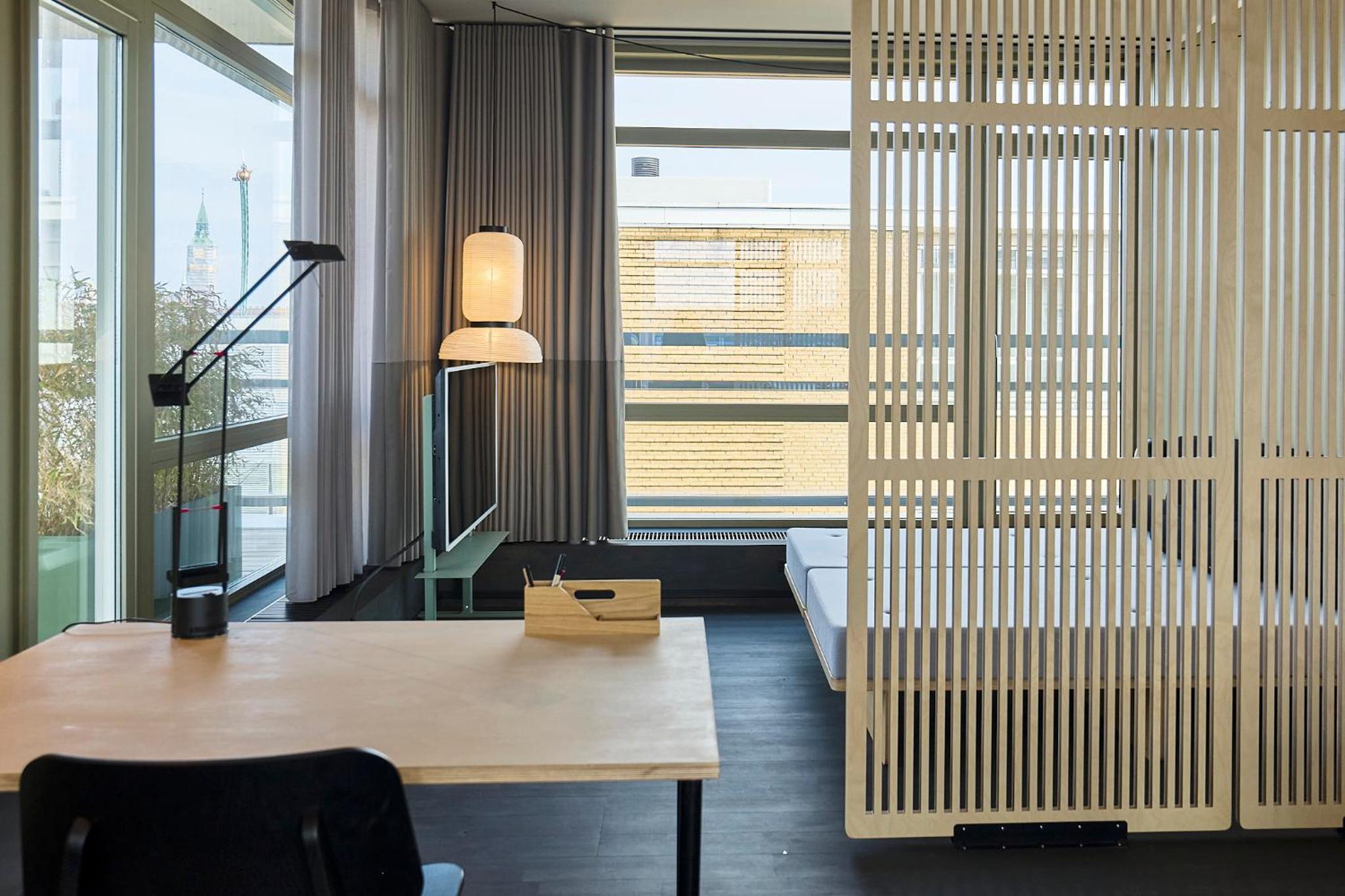 Suite with Balcony - Photo 24