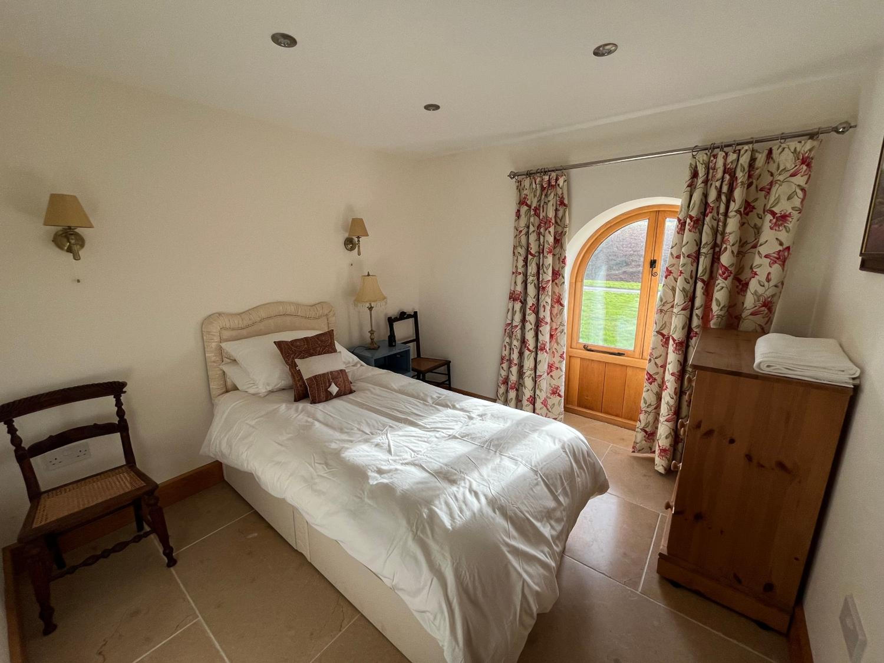 Three-Bedroom House photo 1
